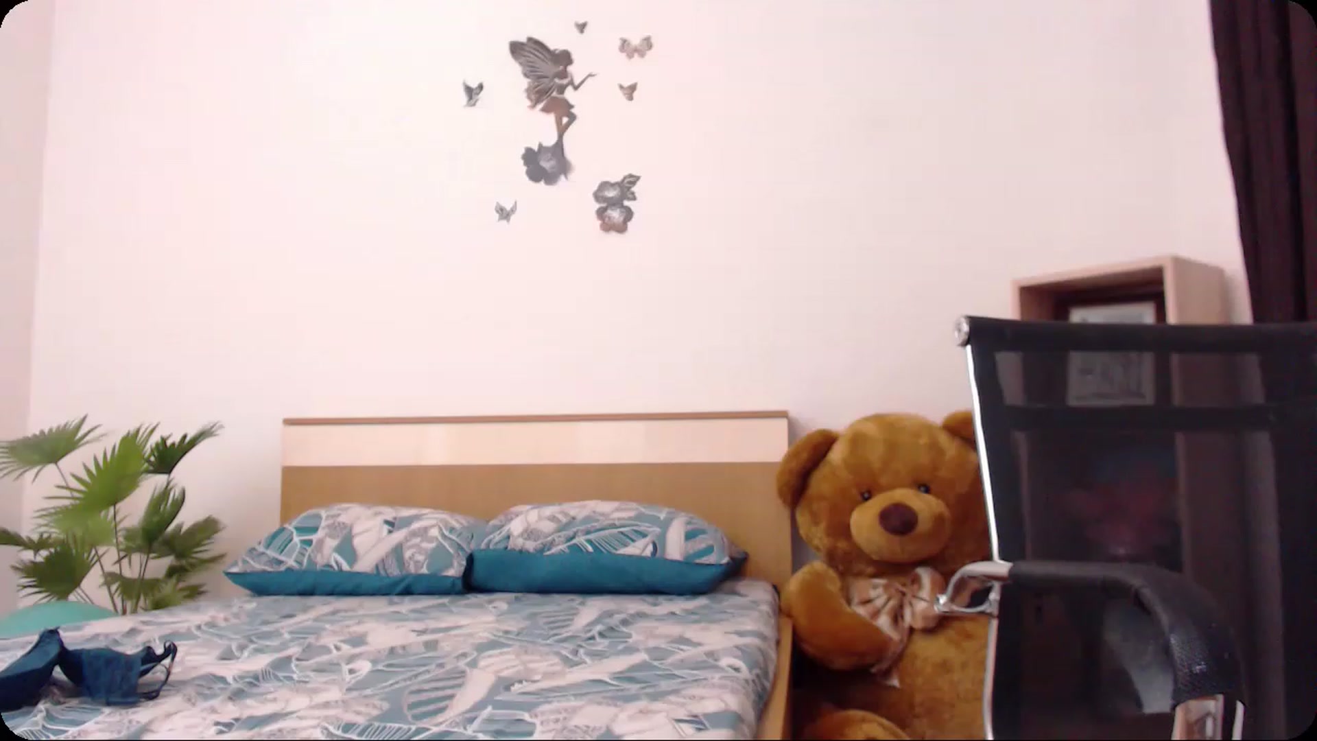 Gallery image thumbnail from THE_Lory's myfreecams stream on, 11/15/2022, 23:45 image 12 of 20