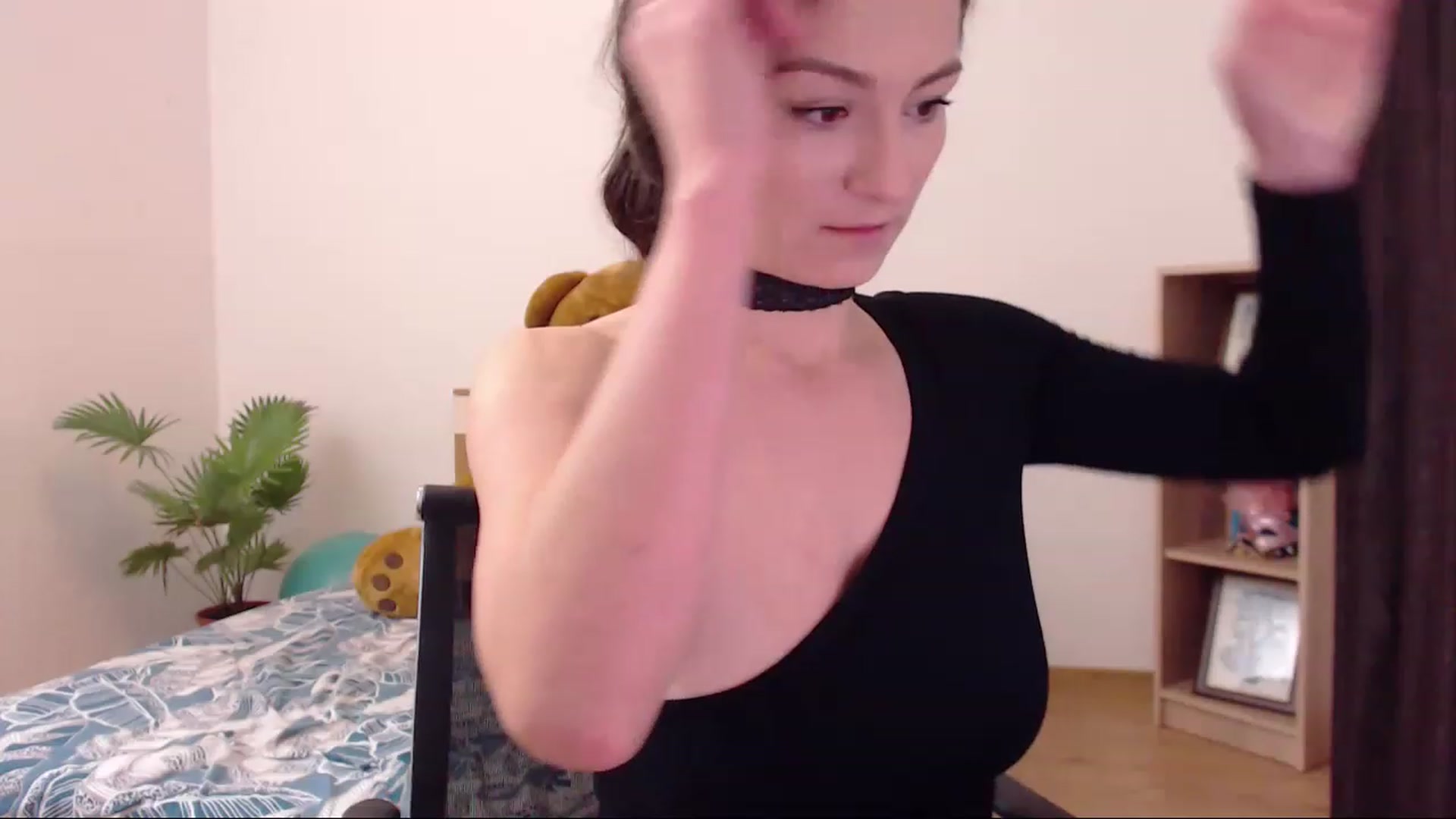 Gallery image thumbnail from THE_Lory's myfreecams stream on, 11/20/2022, 23:22 image 14 of 20