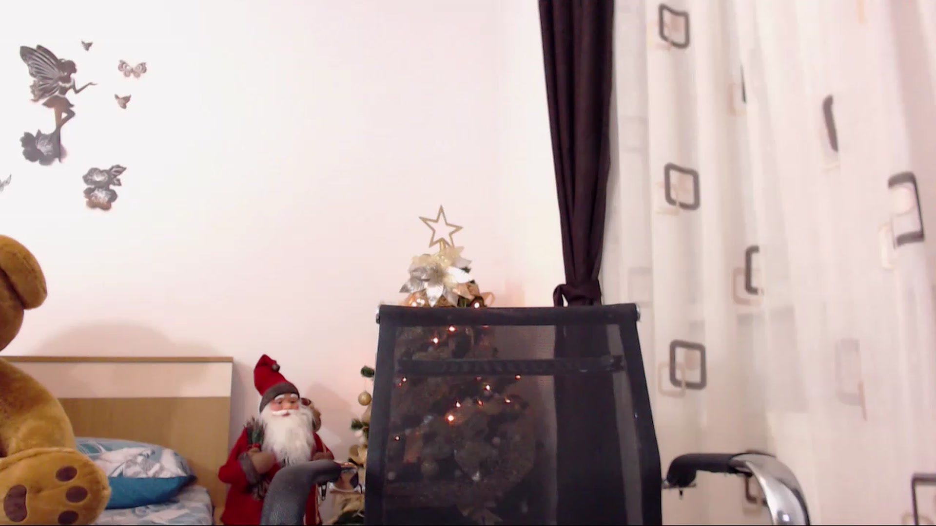 Gallery image thumbnail from THE_Lory's myfreecams stream on, 12/09/2022, 01:55 image 5 of 20