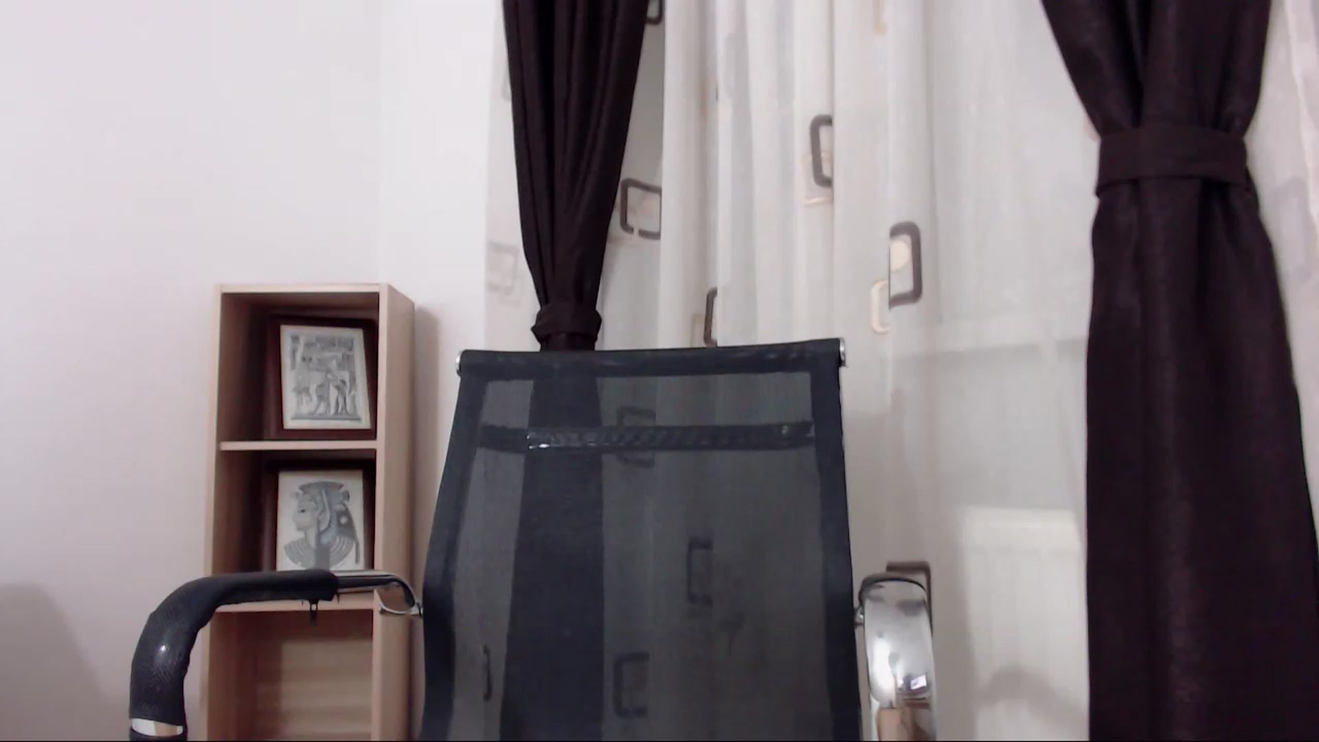 Gallery image thumbnail from THE_Lory's myfreecams stream on, 01/05/2023, 01:01 image 18 of 20
