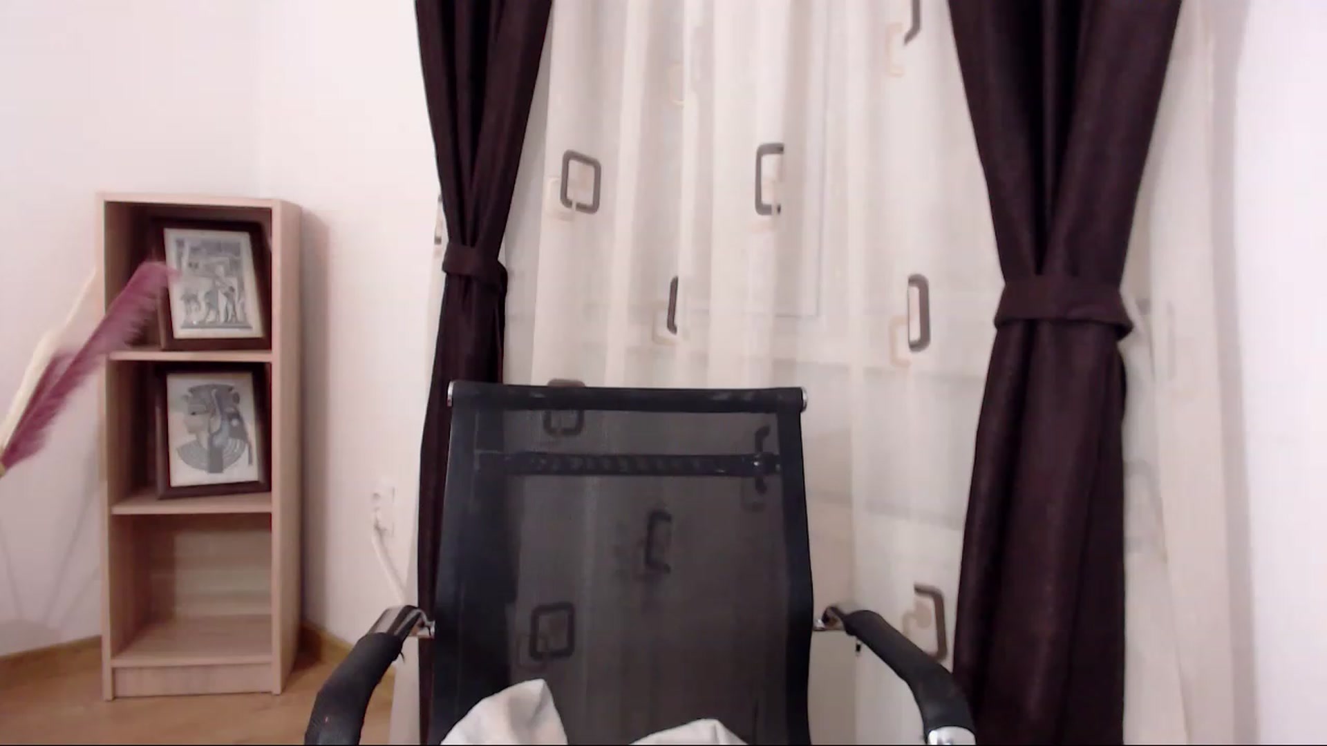 Gallery image thumbnail from THE_Lory's myfreecams stream on, 01/19/2023, 02:28 image 13 of 20