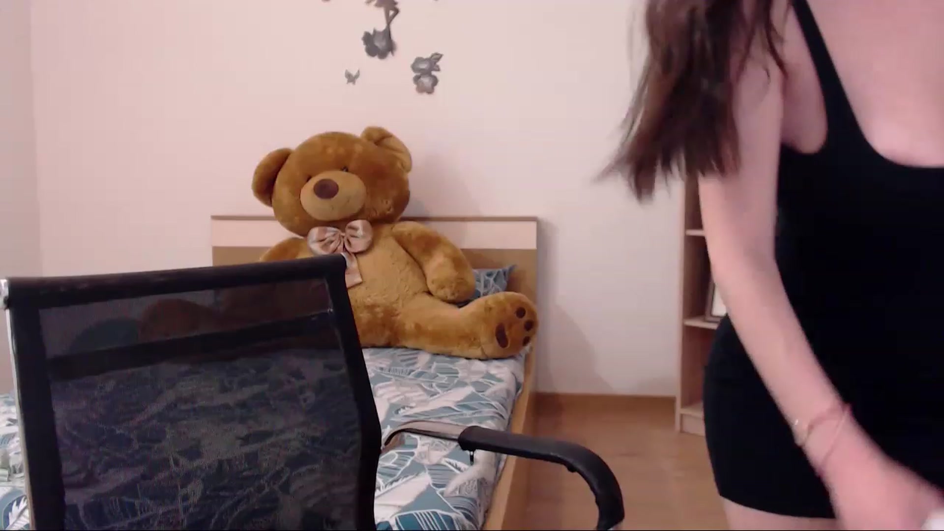 Gallery image thumbnail from THE_Lory's myfreecams stream on, 03/02/2023, 01:13 image 13 of 20