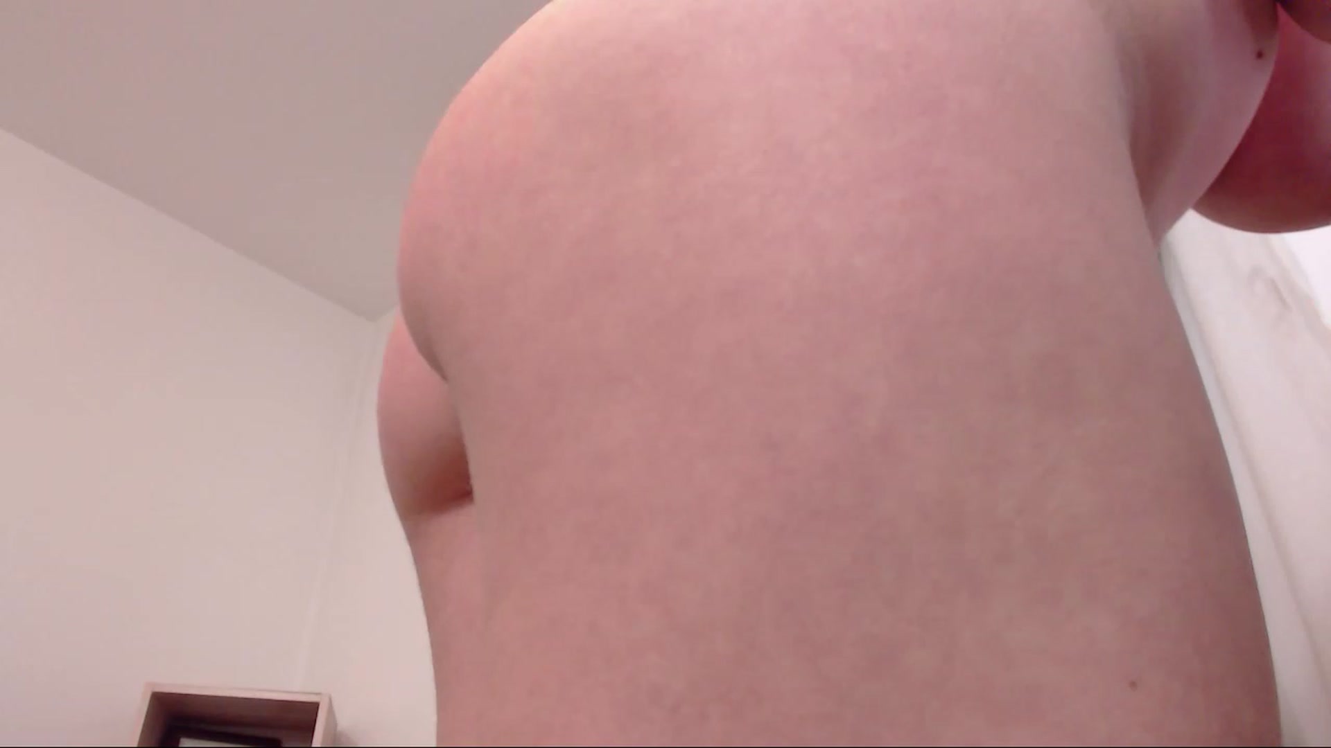 Gallery image thumbnail from THE_Lory's myfreecams stream on, 03/29/2023, 24:33 image 3 of 20