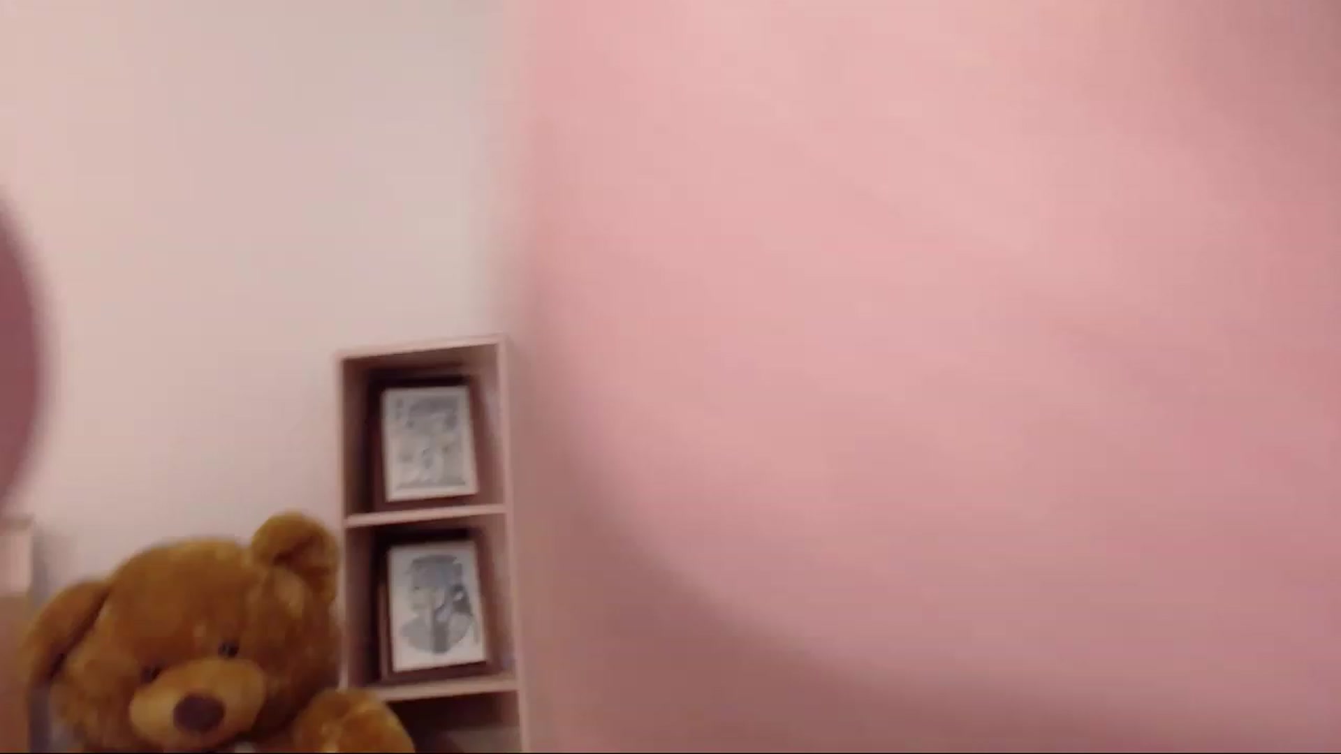 Gallery image thumbnail from THE_Lory's myfreecams stream on, 04/12/2023, 24:06 image 4 of 20