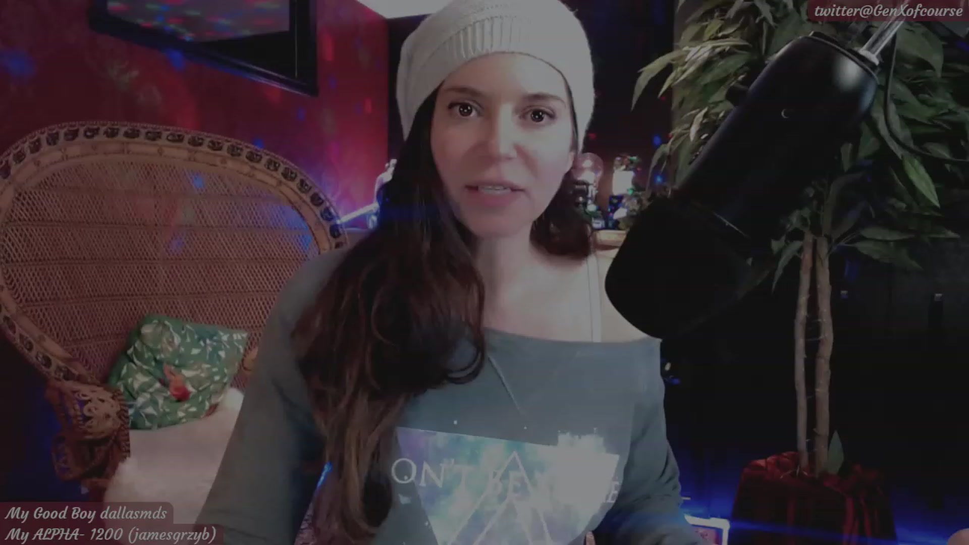 Gallery image thumbnail from THE_RED_ROOM's myfreecams stream on, 11/18/2022, 01:33 image 7 of 20
