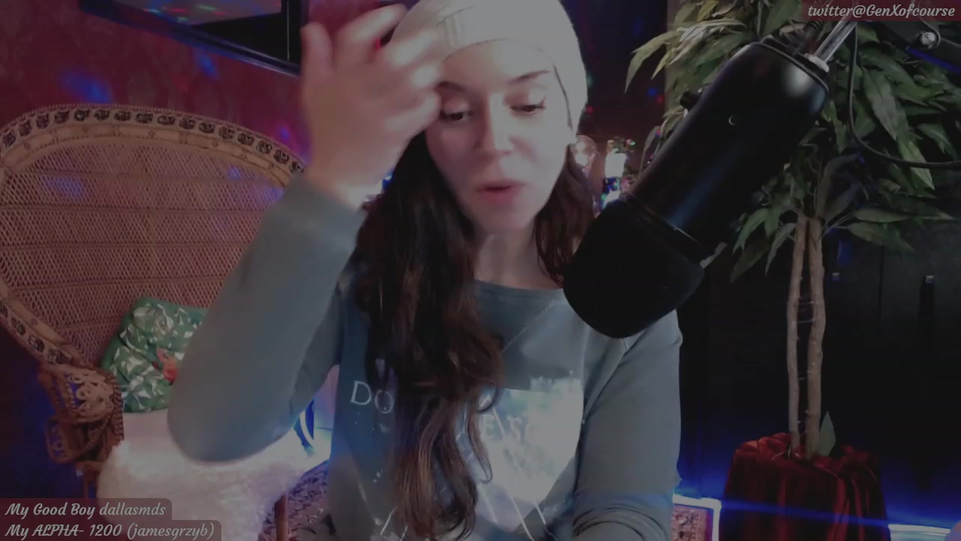 Gallery image thumbnail from THE_RED_ROOM's myfreecams stream on, 11/18/2022, 01:33 image 12 of 20