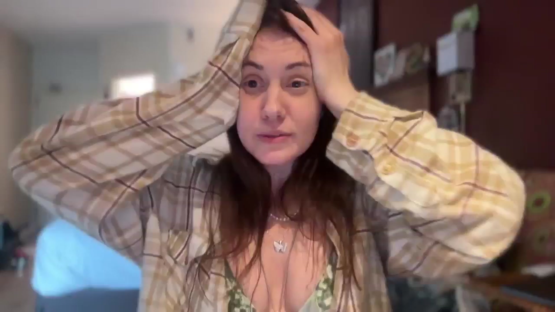 Gallery image thumbnail from THEspot's myfreecams stream on, 03/15/2026, 17:31 image 8 of 20