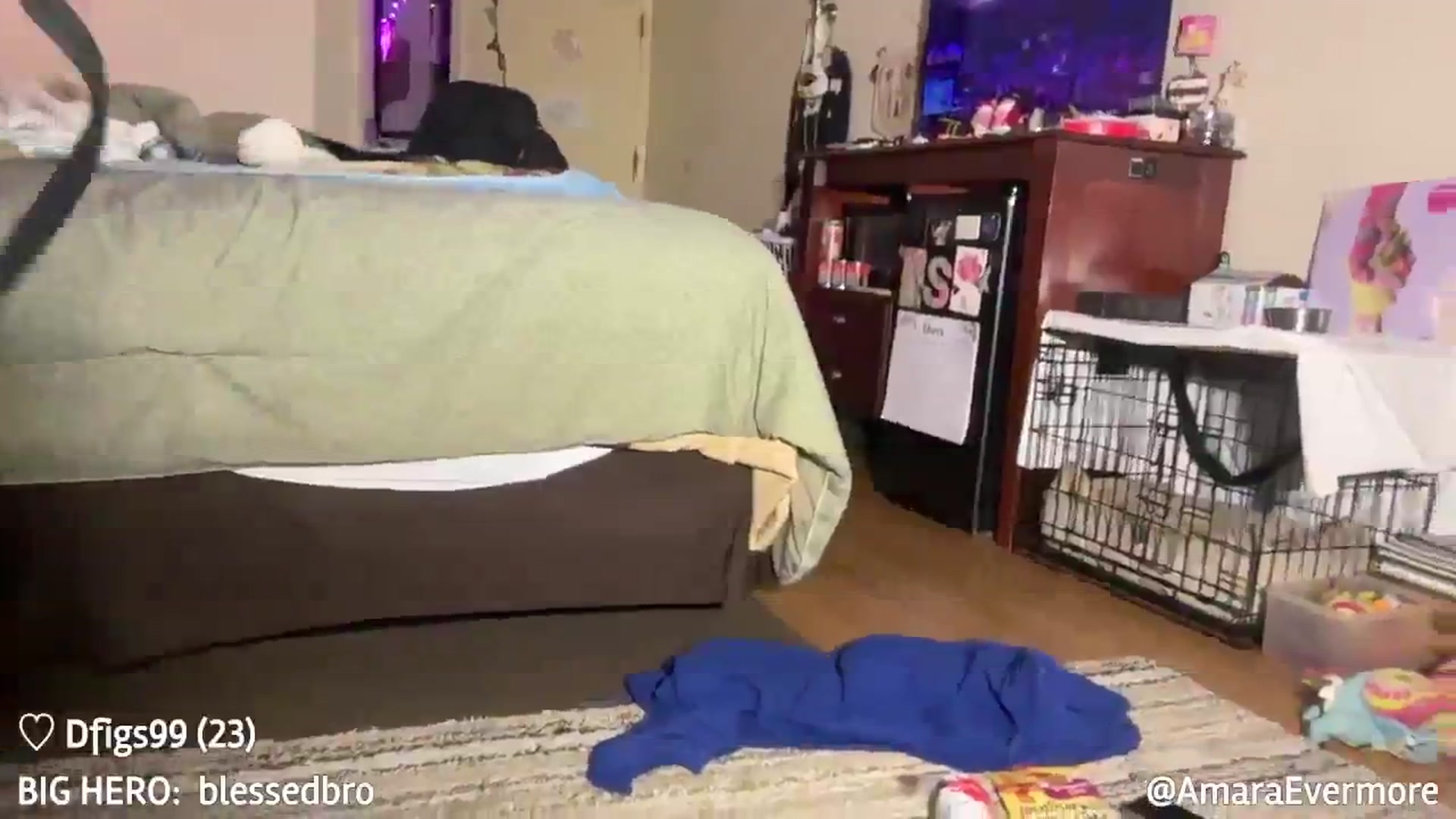 Gallery image thumbnail from THEspot's myfreecams stream on, 03/23/2026, 03:39 image 10 of 20