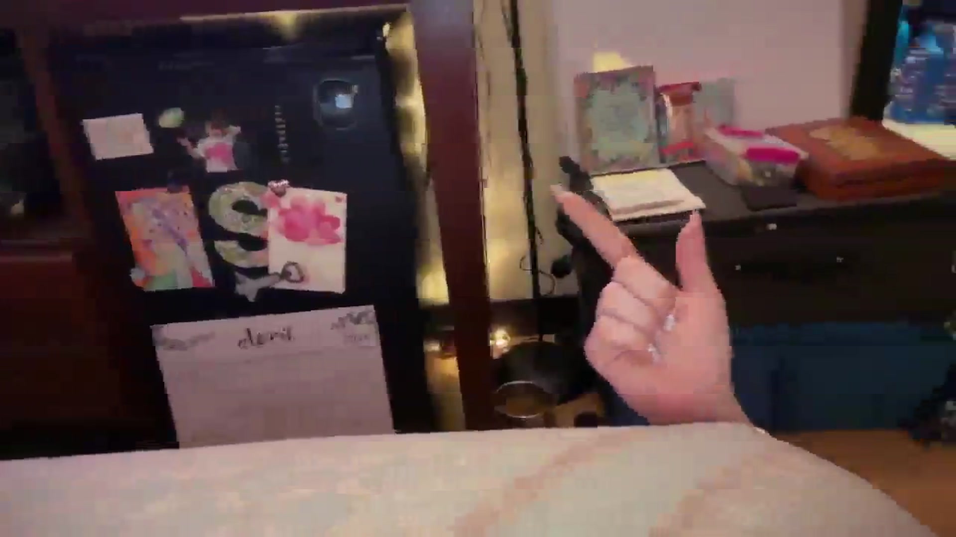 Gallery image thumbnail from THEspot's myfreecams stream on, 05/04/2026, 04:25 image 5 of 20