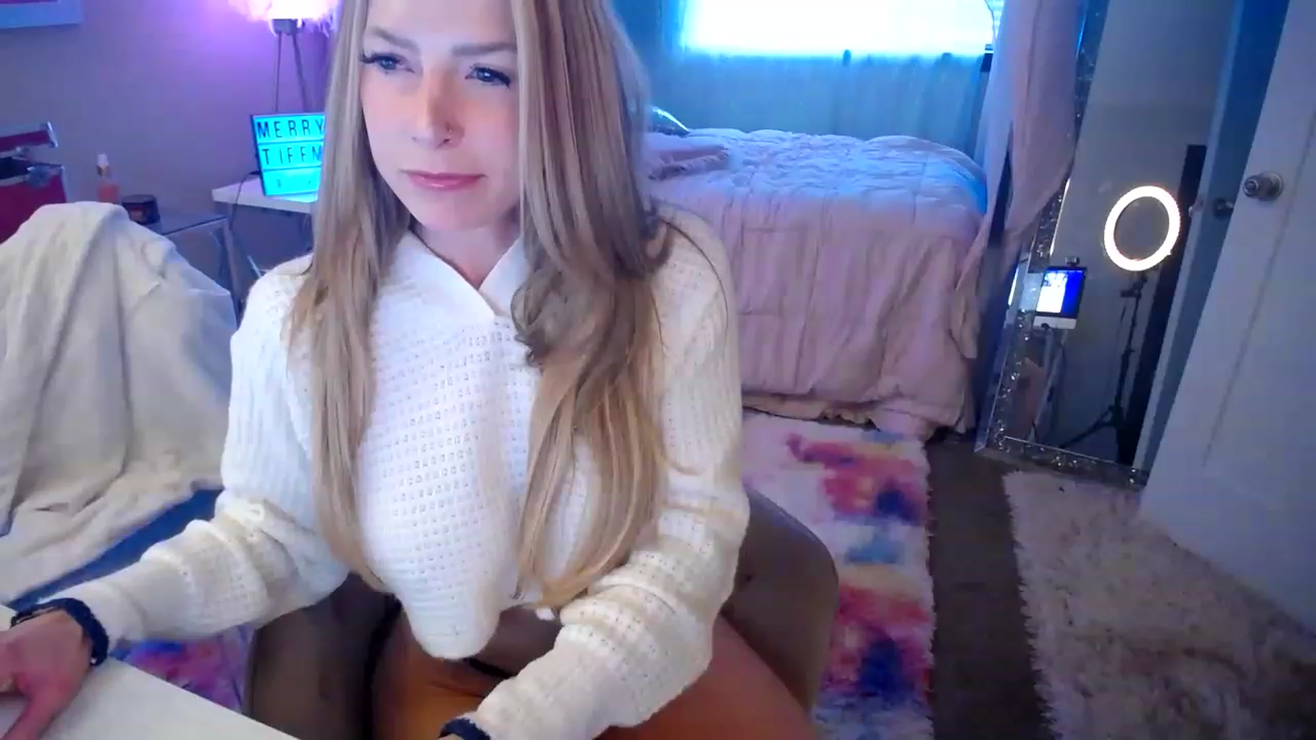 Gallery image thumbnail from TIFFMAS's myfreecams stream on, 12/27/2022, 21:34 image 2 of 20