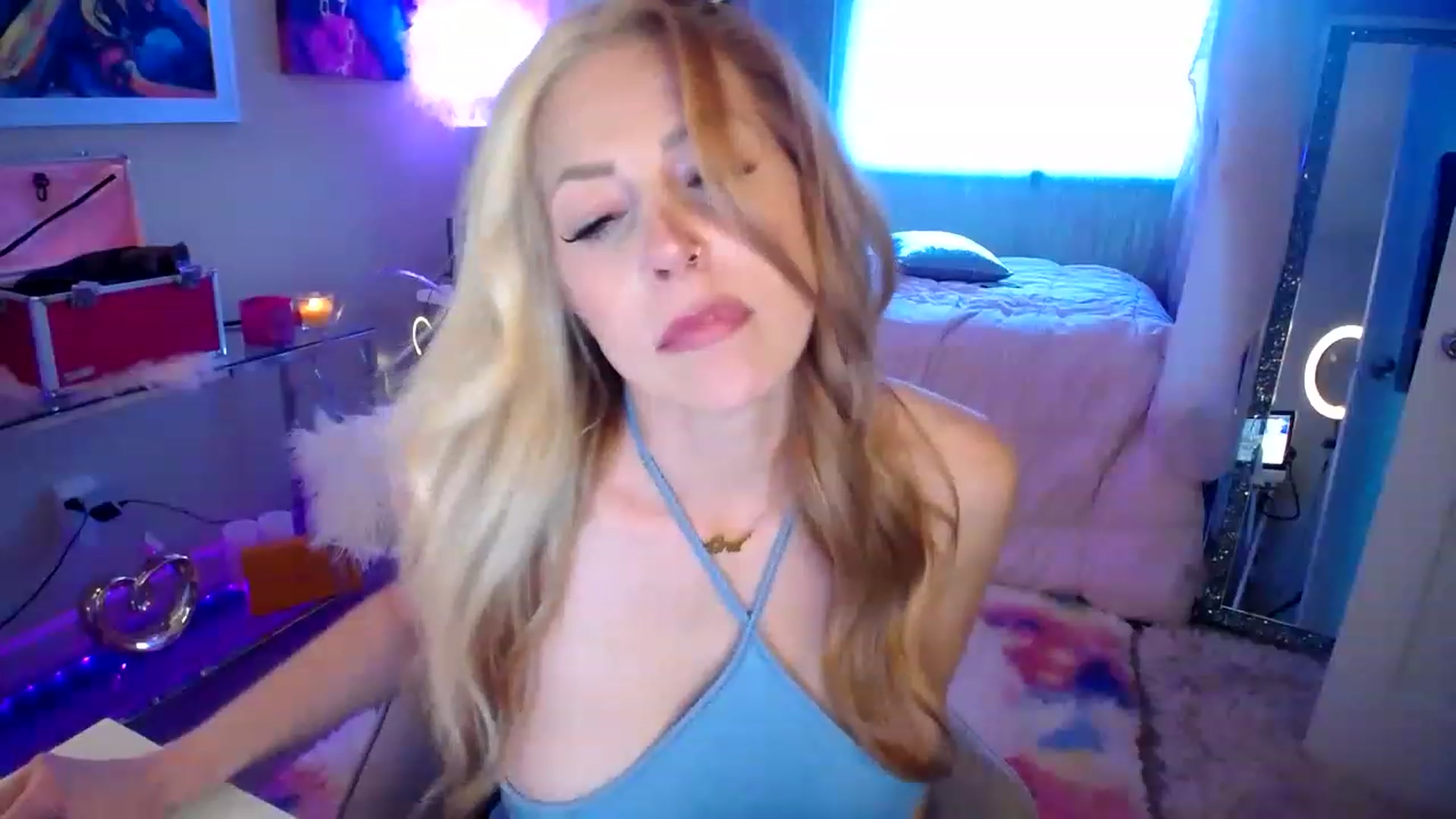 Gallery image thumbnail from TIFFSWORLD's myfreecams stream on, 05/02/2023, 20:41 image 13 of 20