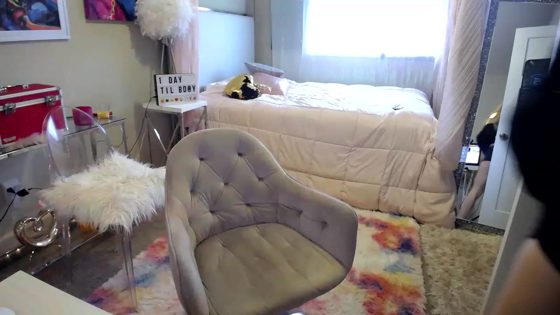 Gallery image thumbnail from TIFFSWORLD's myfreecams stream on, 05/05/2023, 20:49 image 7 of 20