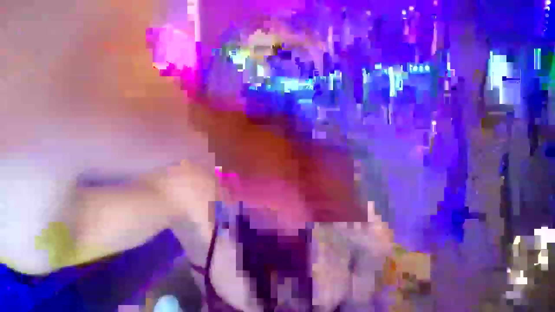 Gallery image thumbnail from TIFFSWORLD's myfreecams stream on, 05/16/2023, 07:03 image 8 of 20