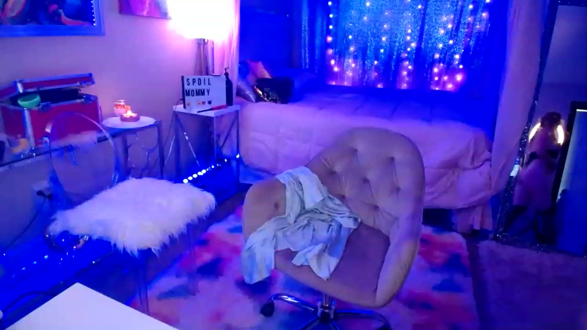 Gallery image thumbnail from TIFFSWORLD's myfreecams stream on, 06/02/2023, 04:51 image 19 of 20
