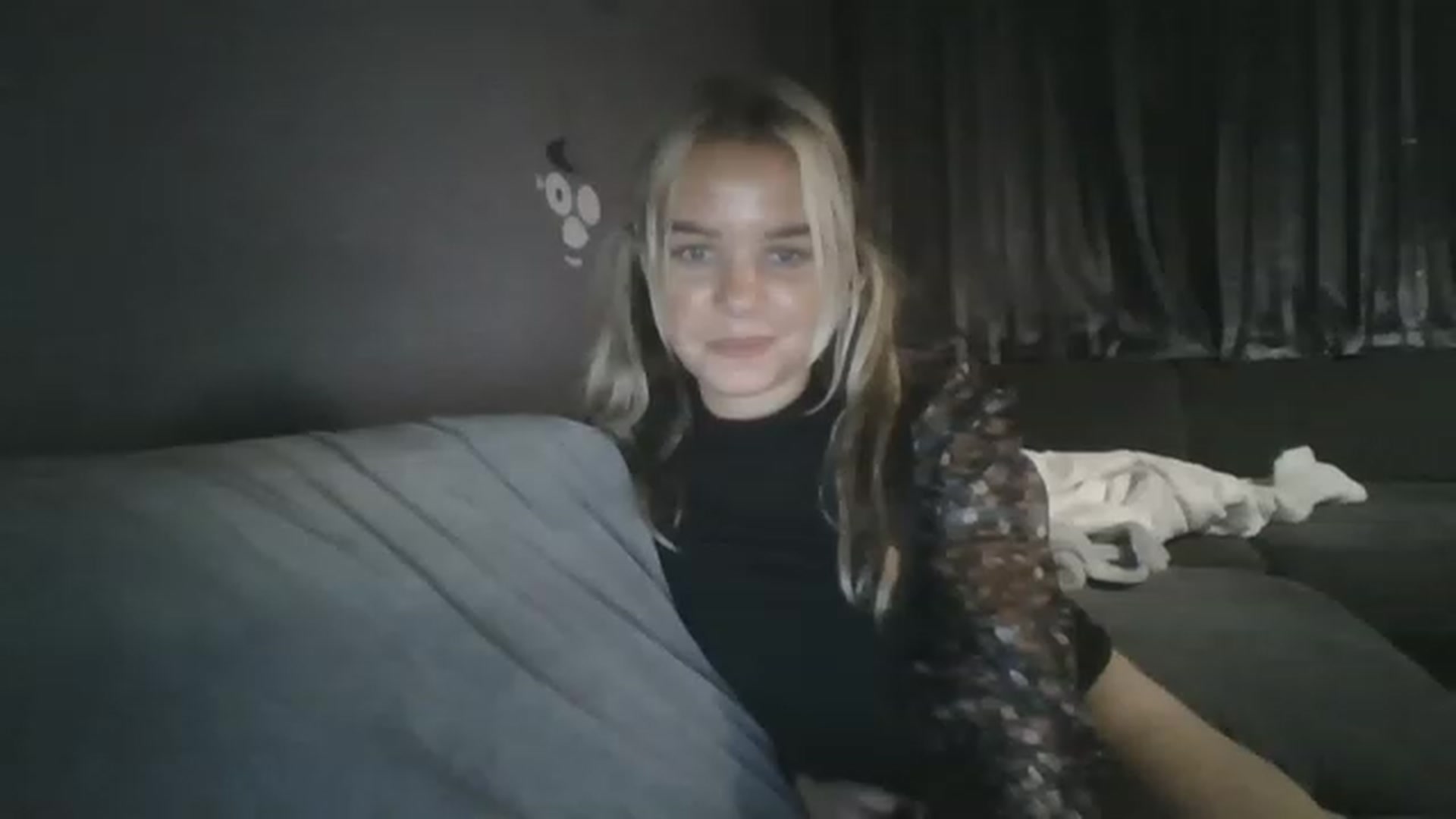 Gallery image thumbnail from TILLY2021's myfreecams stream on, 12/01/2022, 22:22 image 19 of 20