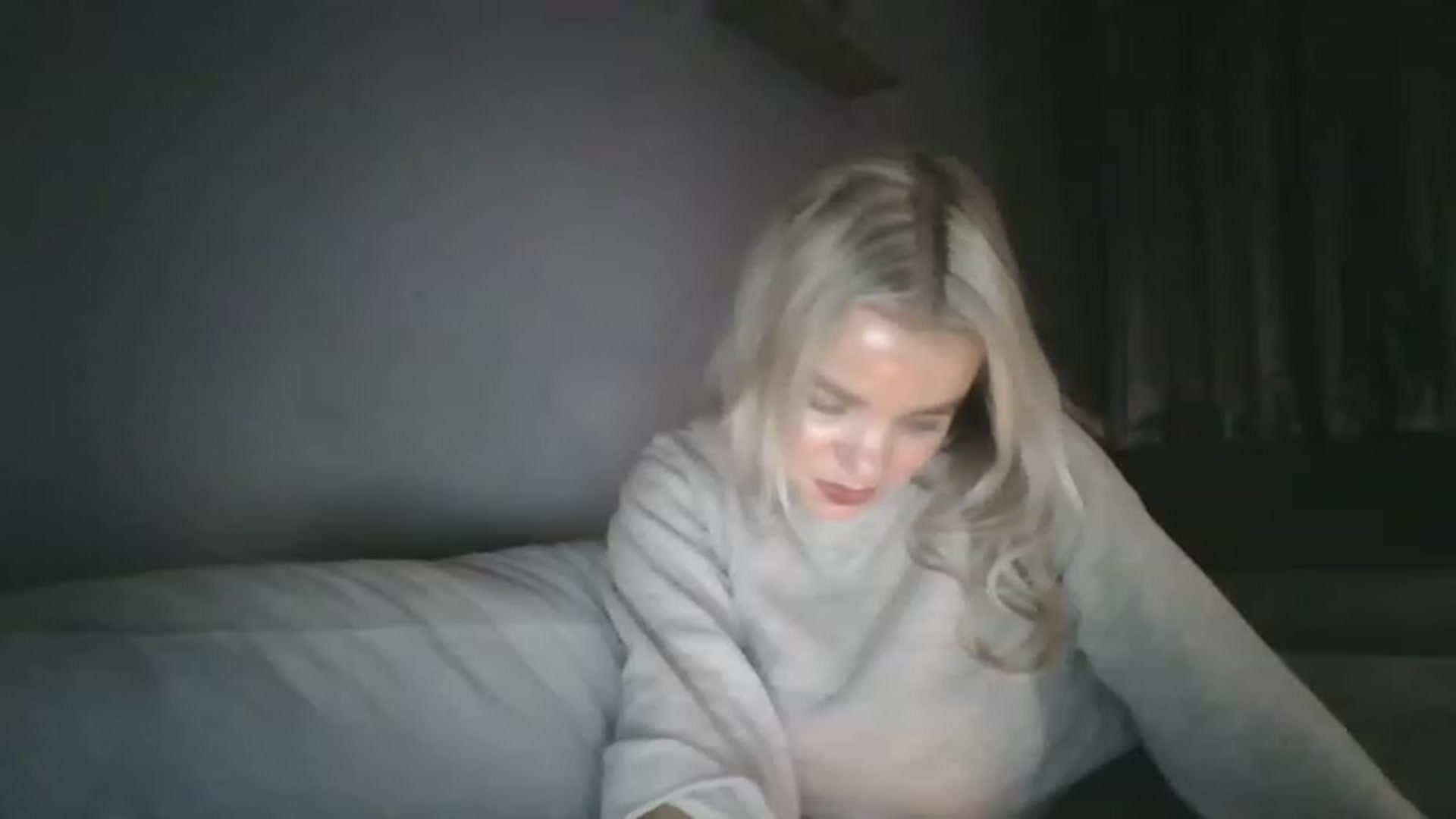 Gallery image thumbnail from TILLY2021's myfreecams stream on, 02/22/2023, 23:07 image 4 of 20