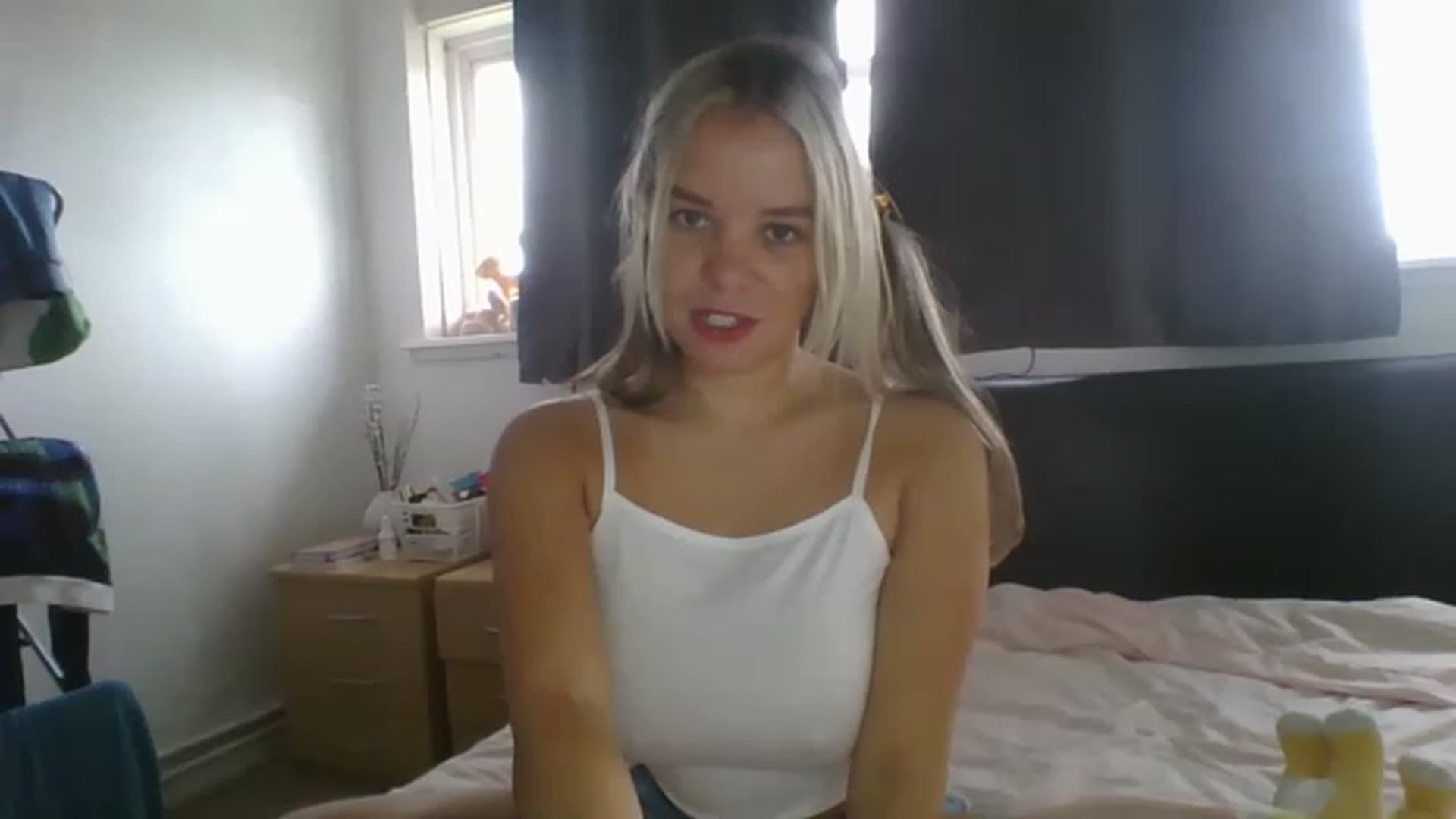 Gallery image thumbnail from TILLY2021's myfreecams stream on, 04/19/2023, 09:30 image 1 of 20
