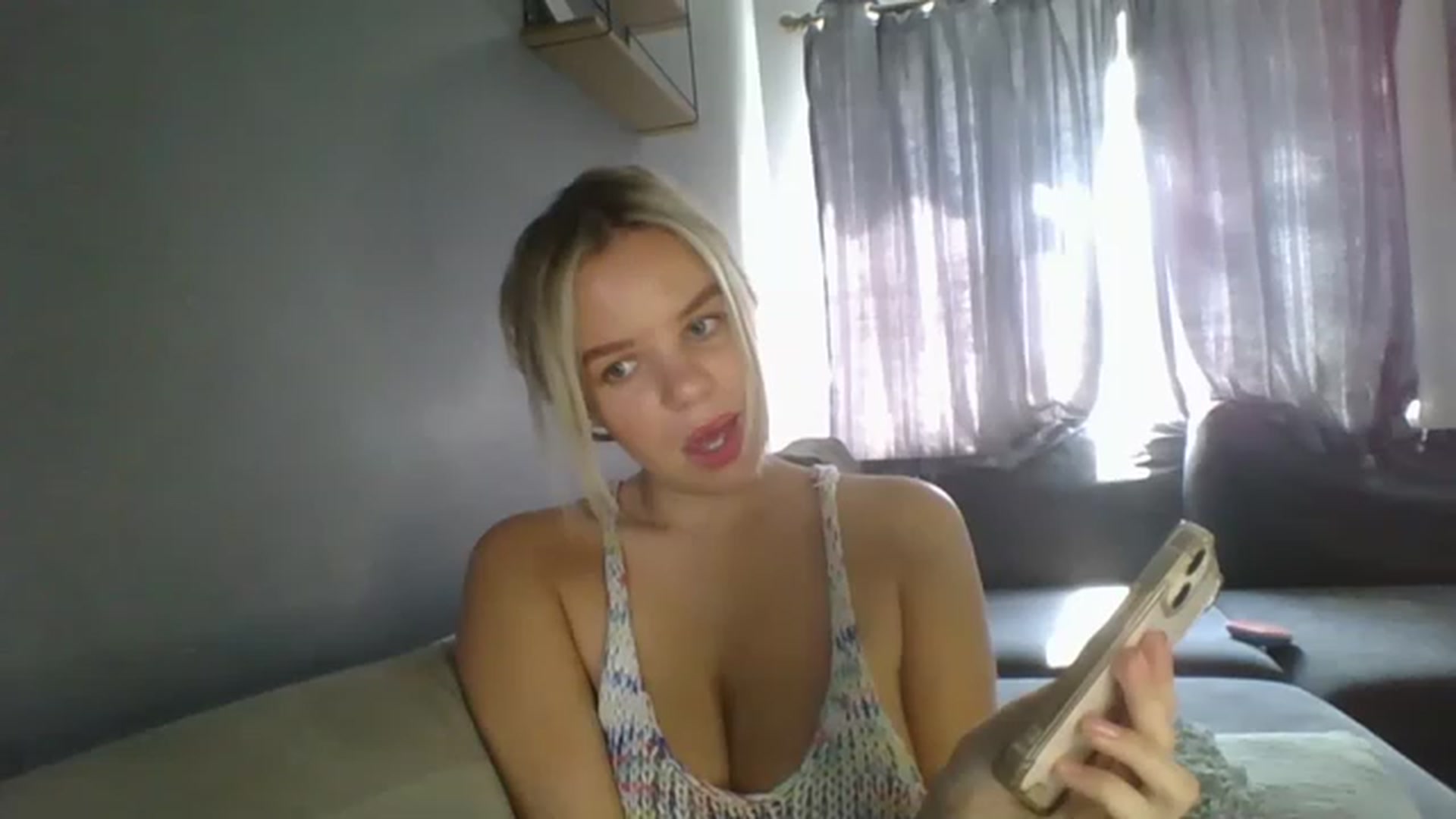Gallery image thumbnail from TILLY2021's myfreecams stream on, 04/21/2023, 13:08 image 4 of 20