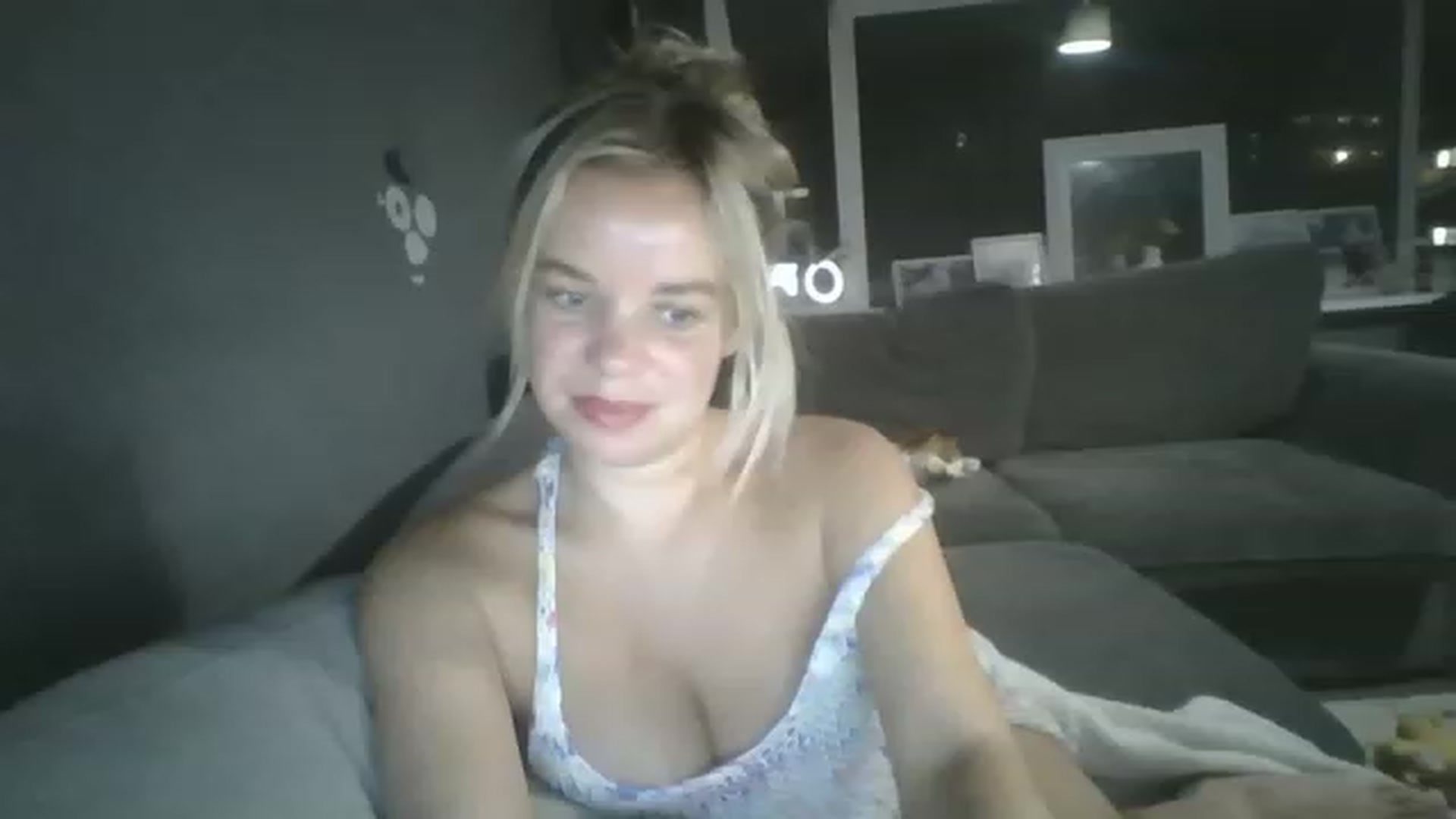 Gallery image thumbnail from TILLY2021's myfreecams stream on, 05/31/2023, 22:33 image 1 of 20