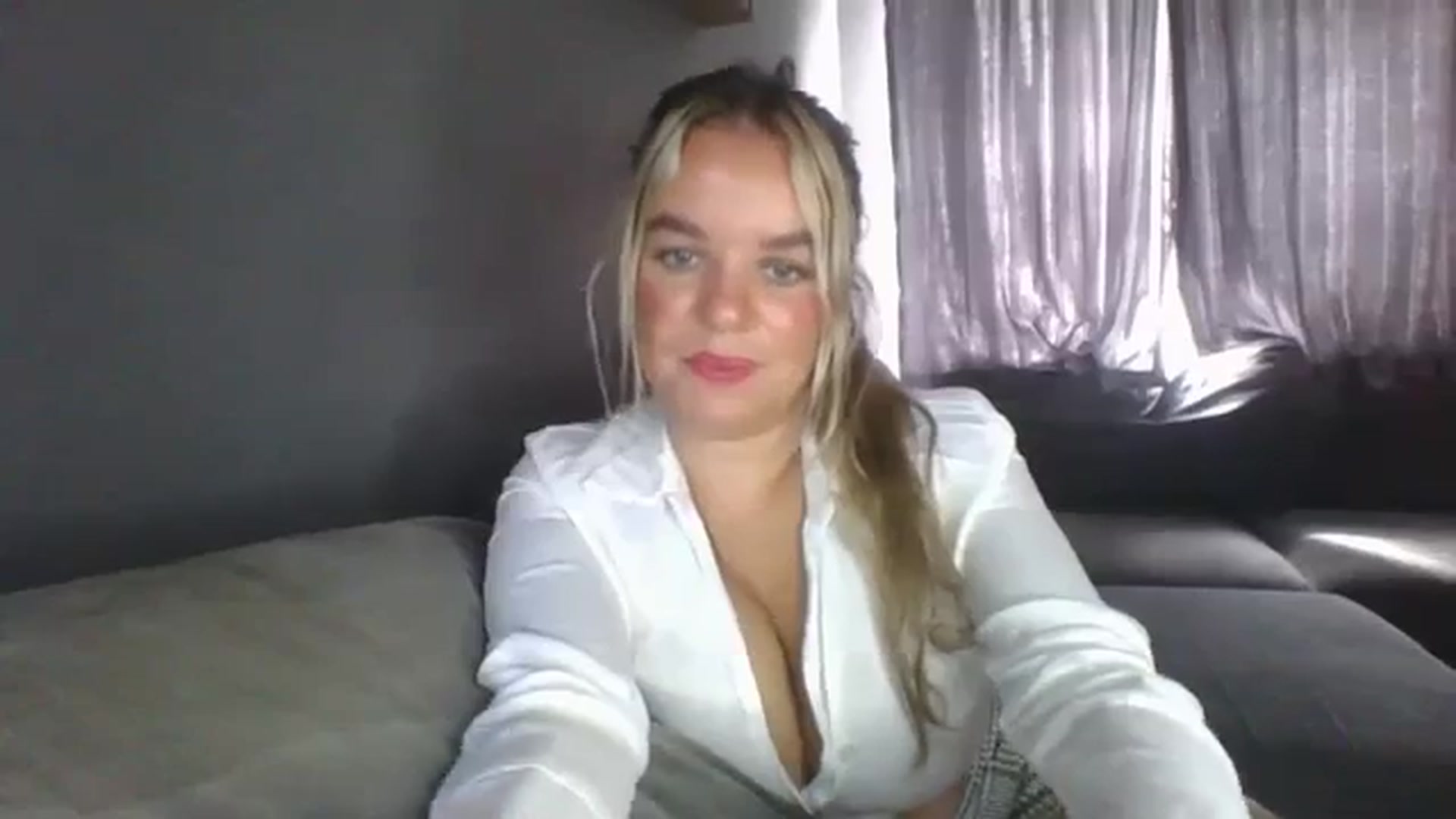 Gallery image thumbnail from TILLY2021's myfreecams stream on, 09/29/2023, 10:43 image 19 of 20