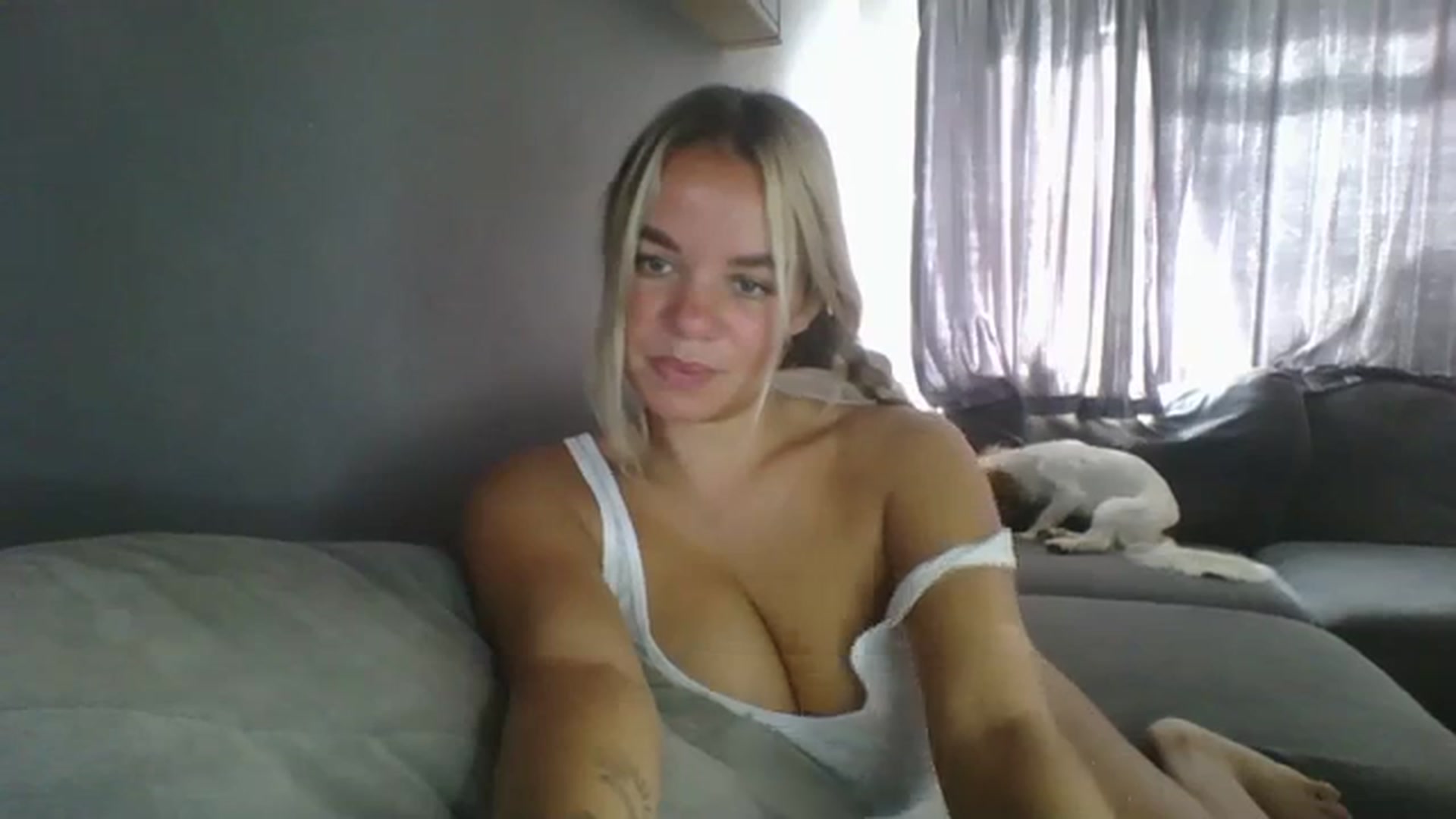 Gallery image thumbnail from TILLY2021's myfreecams stream on, 10/10/2023, 11:14 image 16 of 20
