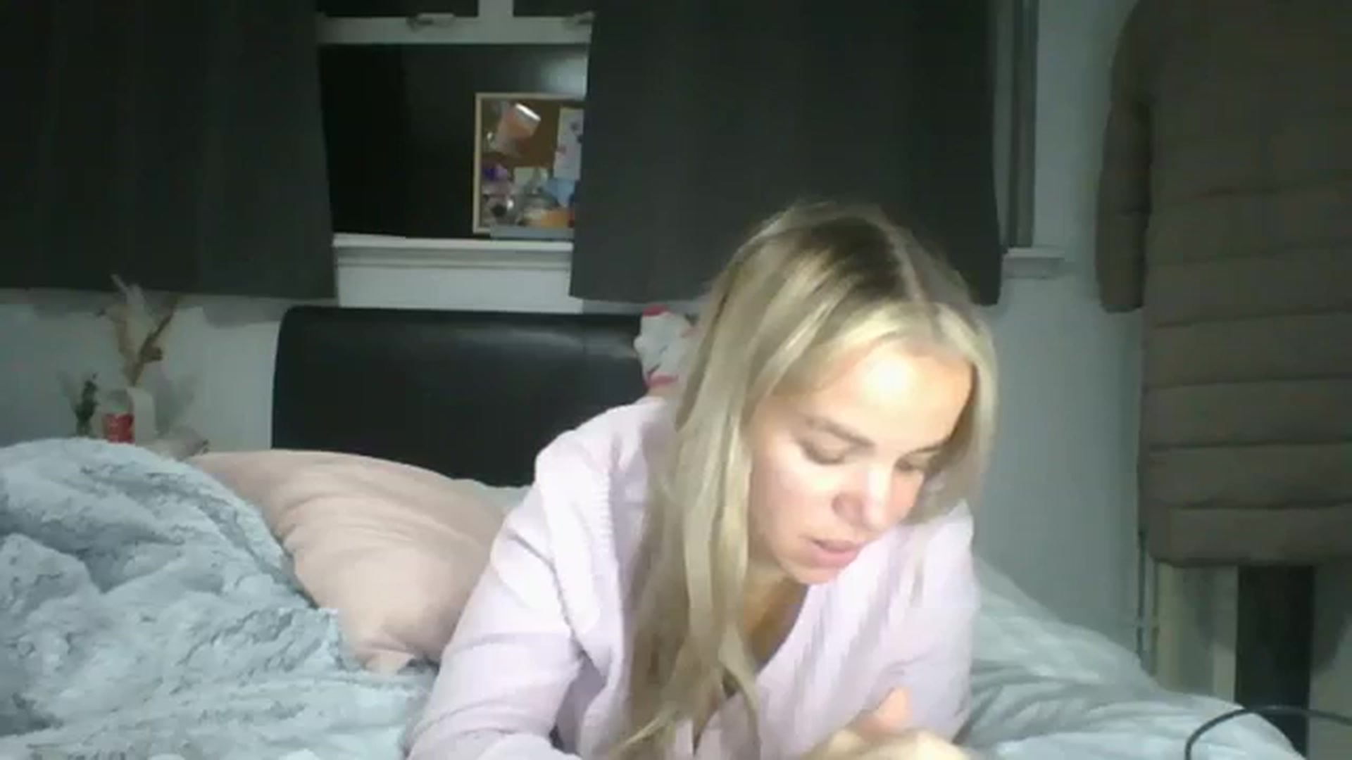 Gallery image thumbnail from TILLY2021's myfreecams stream on, 11/10/2023, 23:29 image 12 of 20
