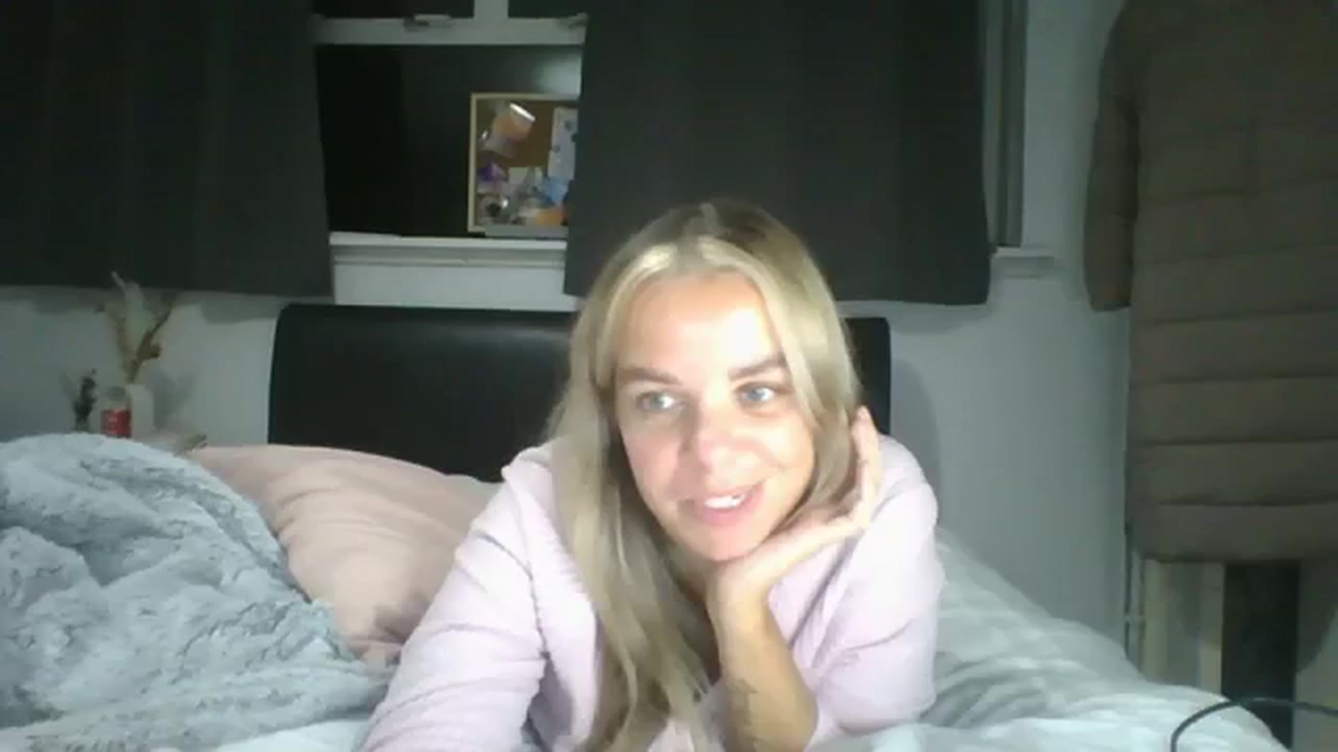 Gallery image thumbnail from TILLY2021's myfreecams stream on, 11/10/2023, 23:29 image 17 of 20