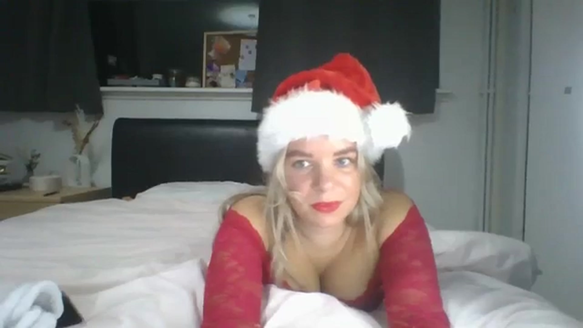Gallery image thumbnail from TILLY2021's myfreecams stream on, 12/08/2023, 20:21 image 10 of 20