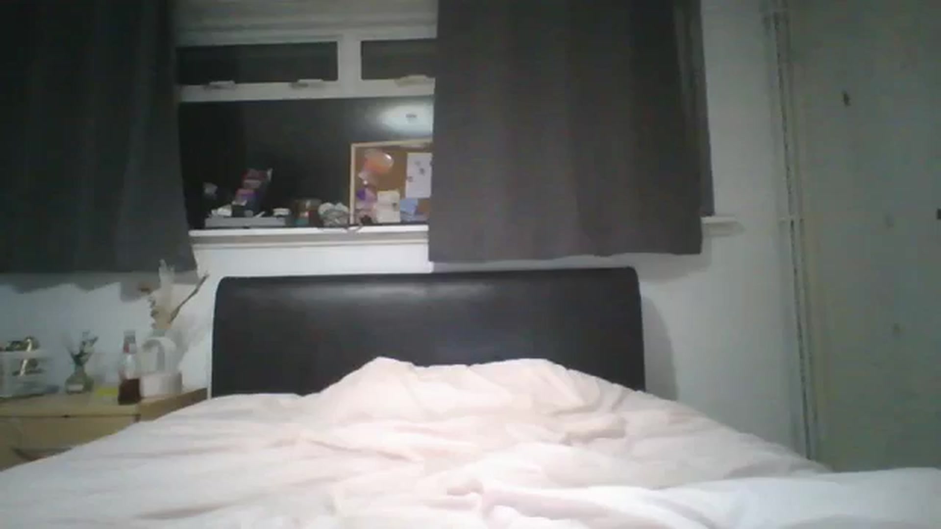 Gallery image thumbnail from TILLY2021's myfreecams stream on, 12/15/2023, 20:00 image 15 of 20