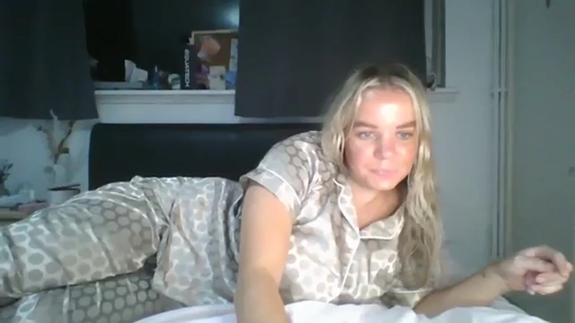 Gallery image thumbnail from TILLY2021's myfreecams stream on, 12/29/2023, 20:22 image 8 of 20