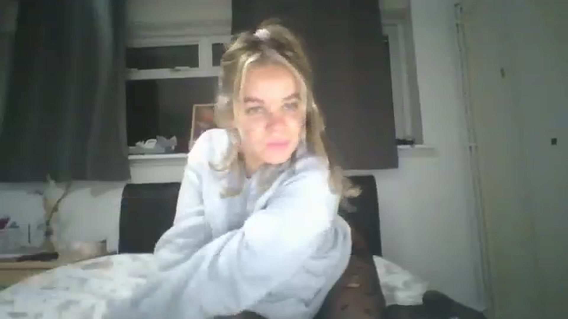 Gallery image thumbnail from TILLY2021's myfreecams stream on, 01/05/2024, 21:42 image 6 of 20