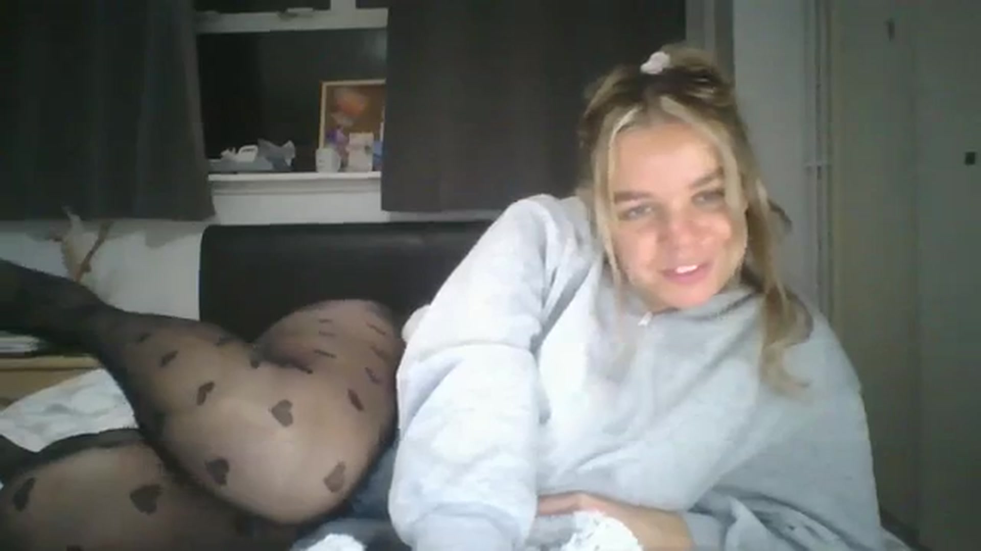 Gallery image thumbnail from TILLY2021's myfreecams stream on, 01/05/2024, 22:42 image 6 of 20