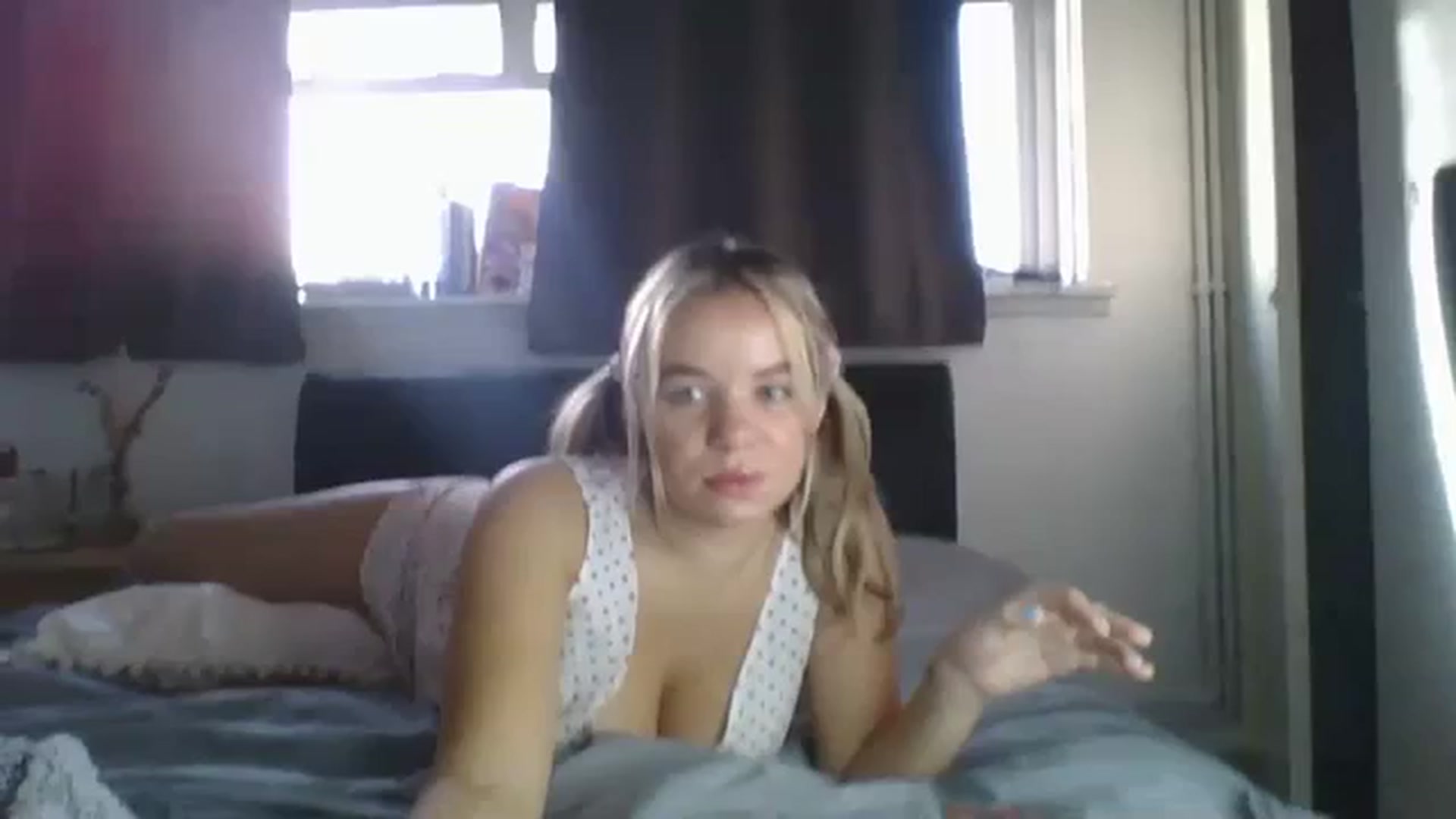 Gallery image thumbnail from TILLY2021's myfreecams stream on, 01/10/2024, 09:08 image 4 of 20