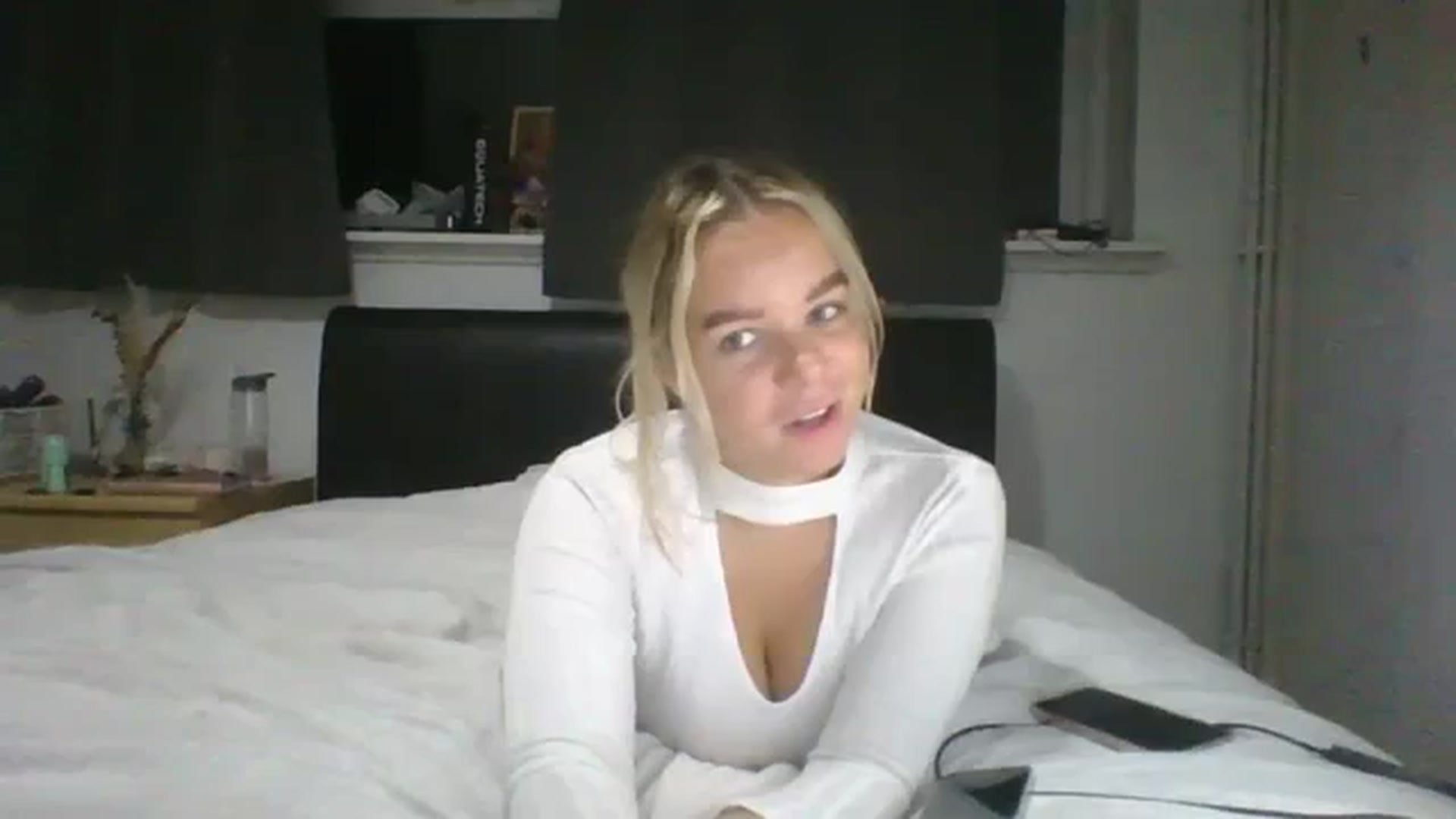 Gallery image thumbnail from TILLY2021's myfreecams stream on, 01/19/2024, 18:17 image 1 of 20