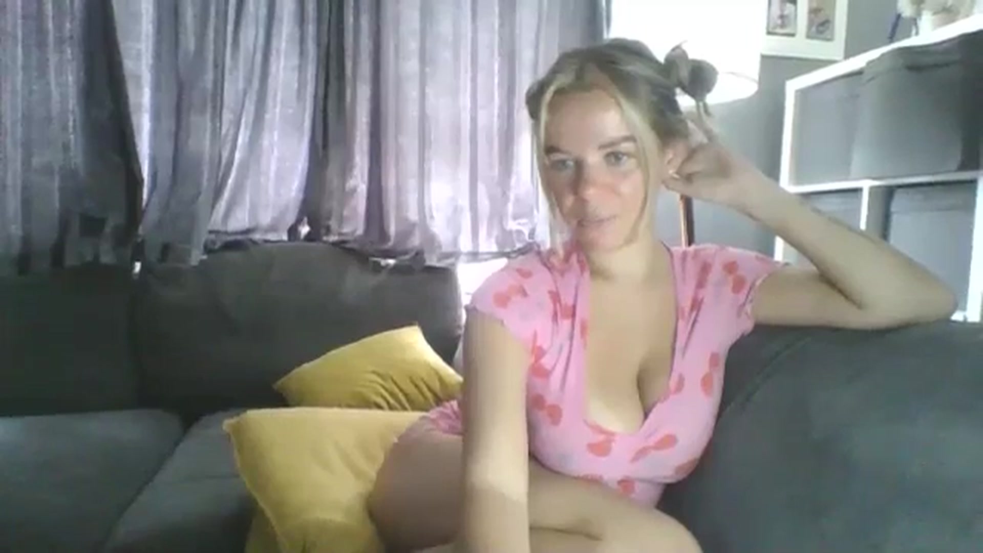 Gallery image thumbnail from TILLY2021's myfreecams stream on, 05/13/2024, 12:29 image 7 of 20