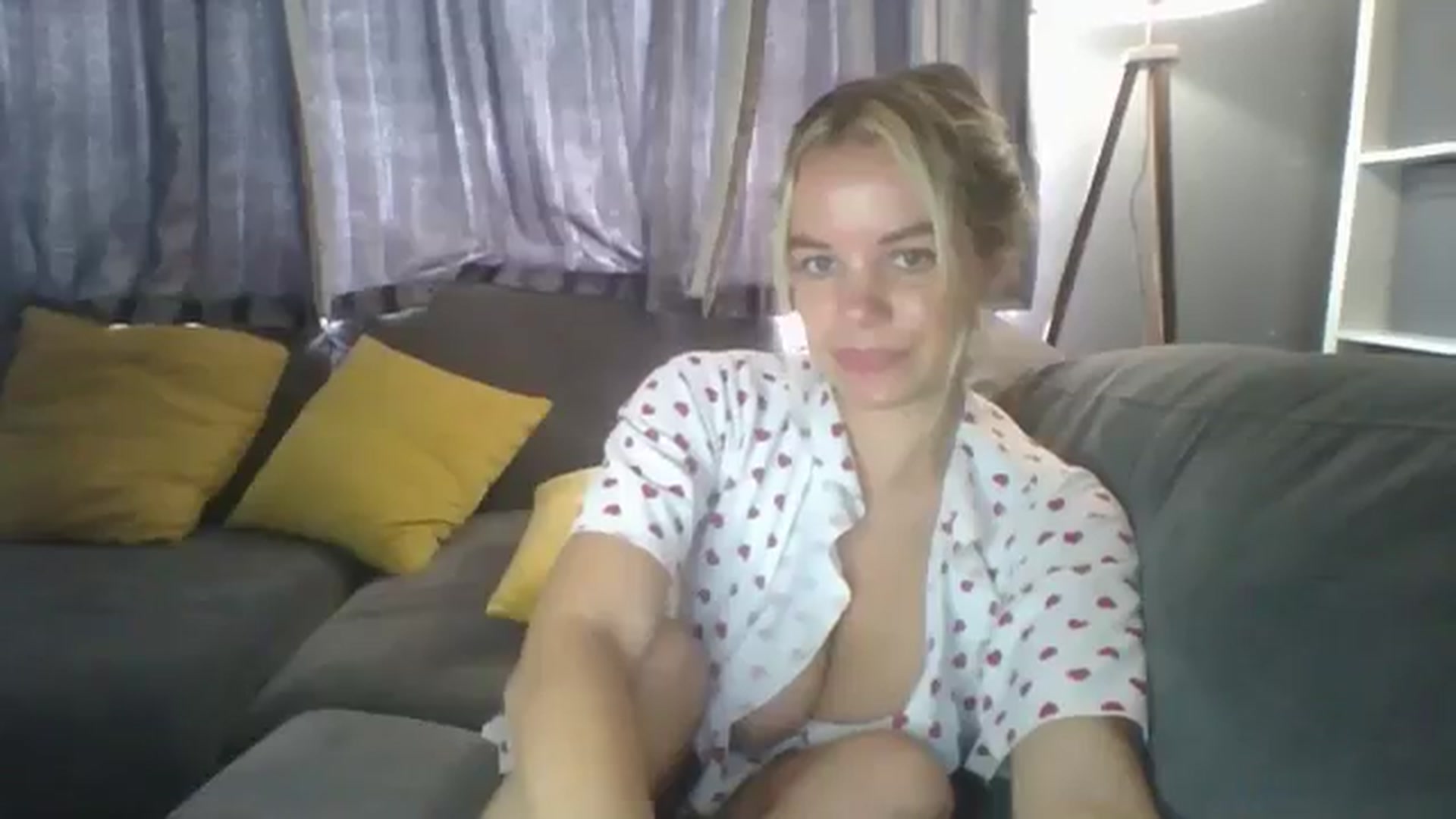 Gallery image thumbnail from TILLY2021's myfreecams stream on, 06/12/2024, 12:45 image 6 of 20