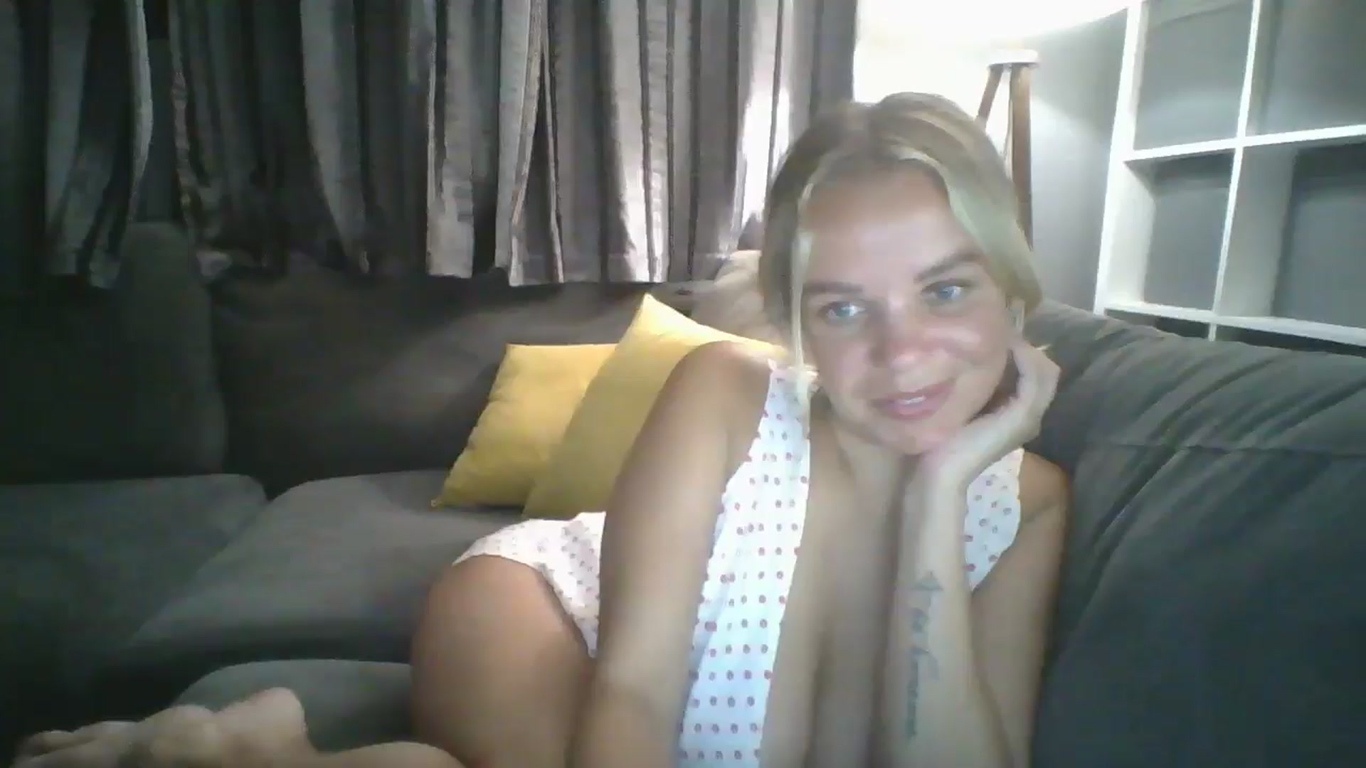 Gallery image thumbnail from TILLY2021's myfreecams stream on, 07/06/2024, 23:04 image 4 of 20