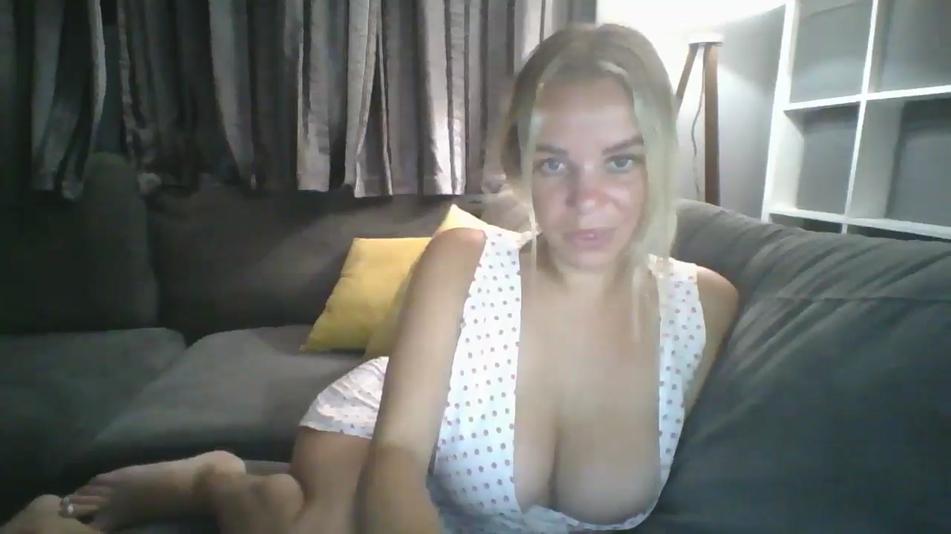 Gallery image thumbnail from TILLY2021's myfreecams stream on, 07/06/2024, 23:04 image 11 of 20