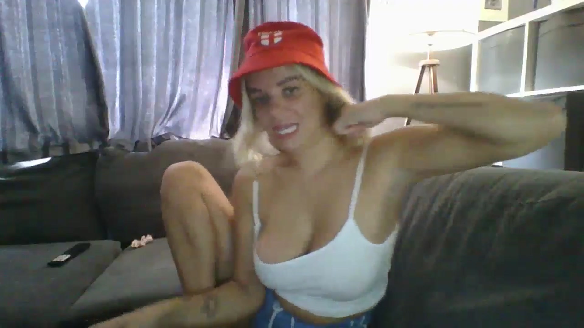 Gallery image thumbnail from TILLY2021's myfreecams stream on, 07/11/2024, 09:24 image 9 of 20