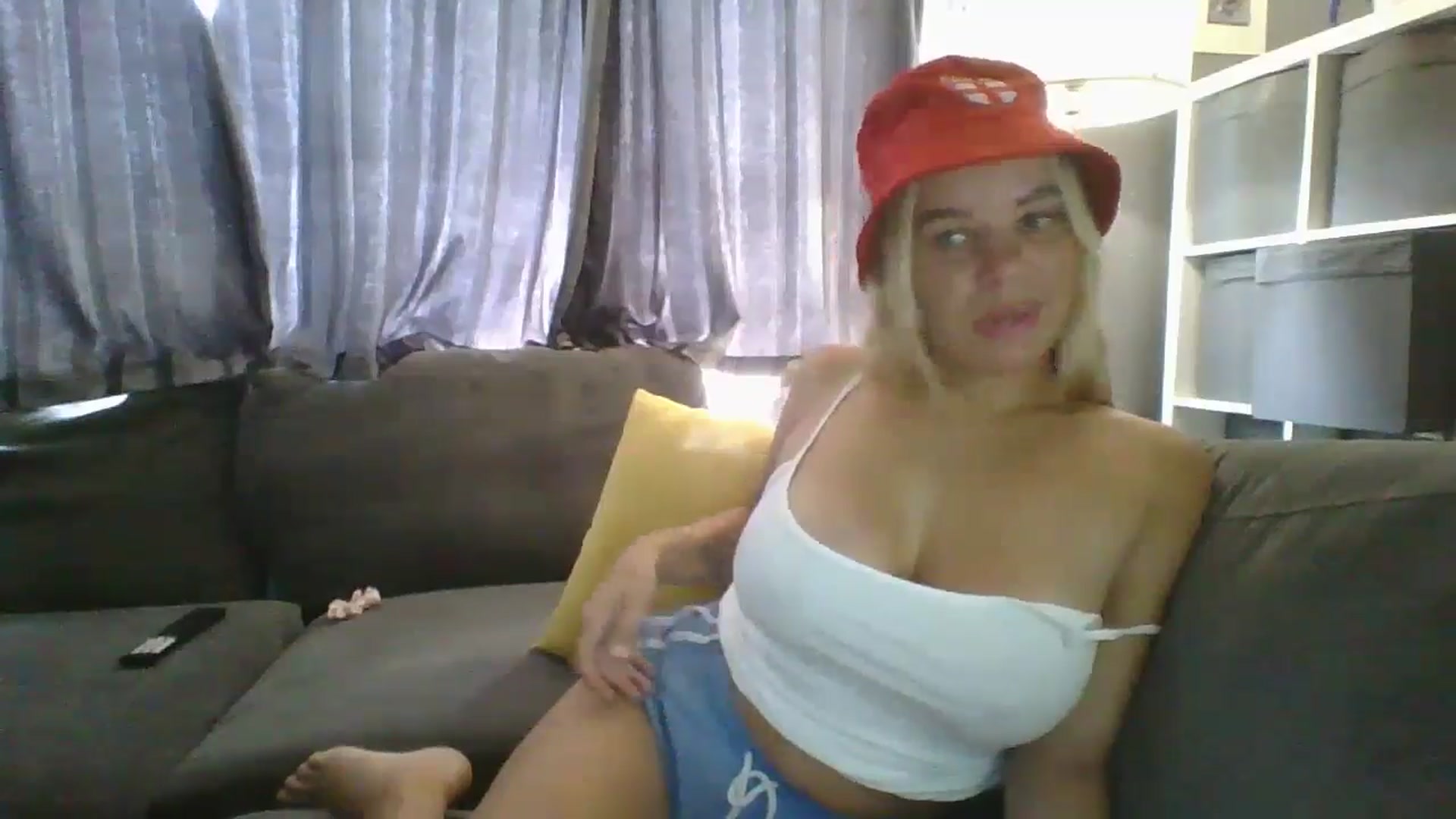 Gallery image thumbnail from TILLY2021's myfreecams stream on, 07/11/2024, 09:24 image 8 of 20