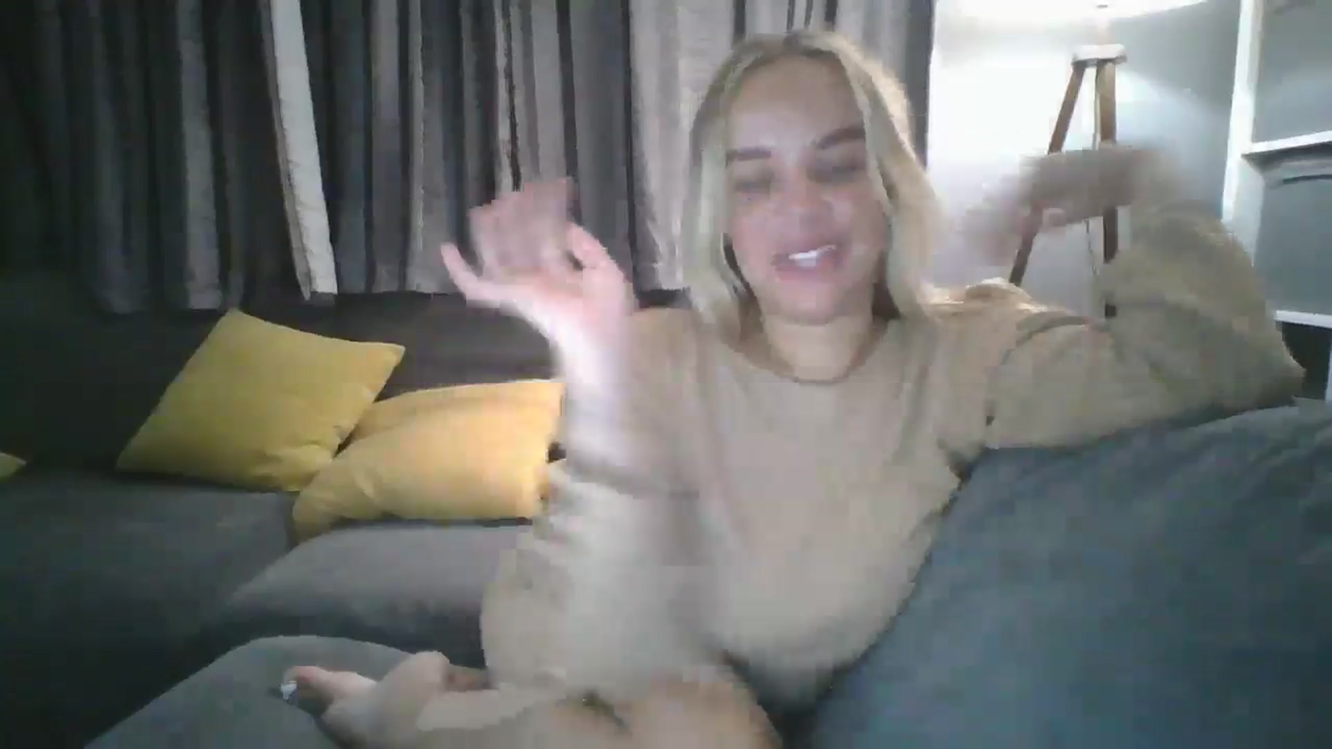 Gallery image thumbnail from TILLY2021's myfreecams stream on, 07/14/2024, 01:27 image 6 of 20