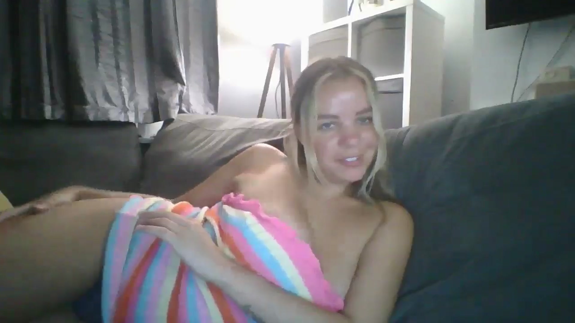 Gallery image thumbnail from TILLY2021's myfreecams stream on, 07/16/2024, 22:34 image 8 of 20