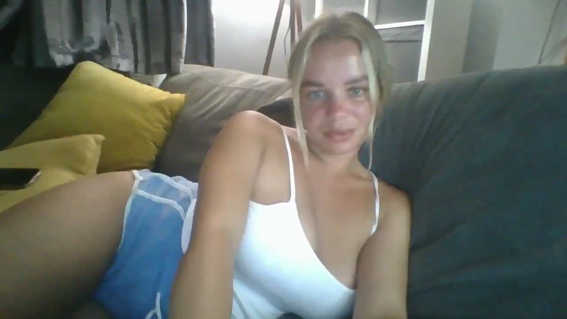 Gallery image thumbnail from TILLY2021's myfreecams stream on, 07/18/2024, 21:40 image 6 of 20