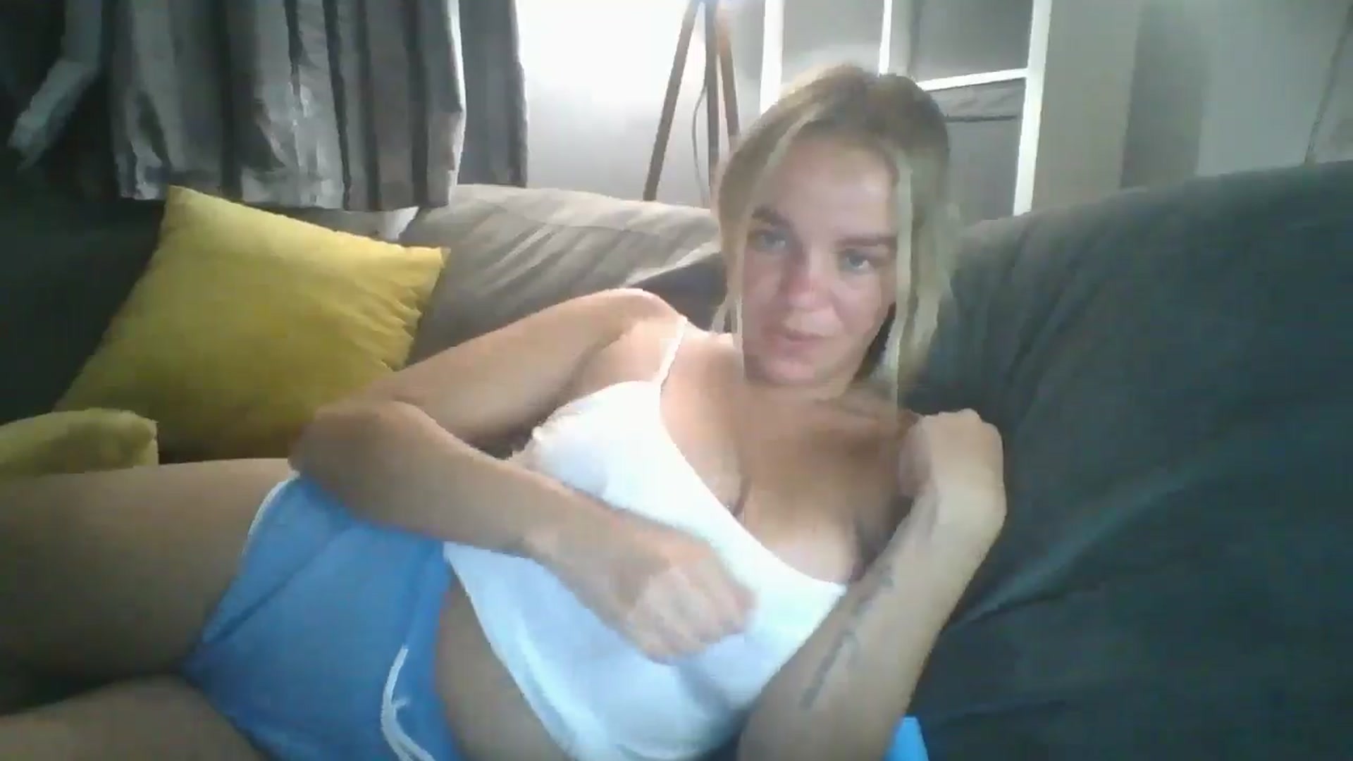 Gallery image thumbnail from TILLY2021's myfreecams stream on, 07/18/2024, 22:50 image 3 of 20