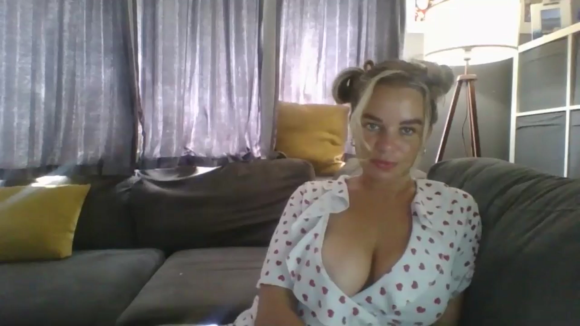 Gallery image thumbnail from TILLY2021's myfreecams stream on, 07/21/2024, 14:44 image 6 of 20