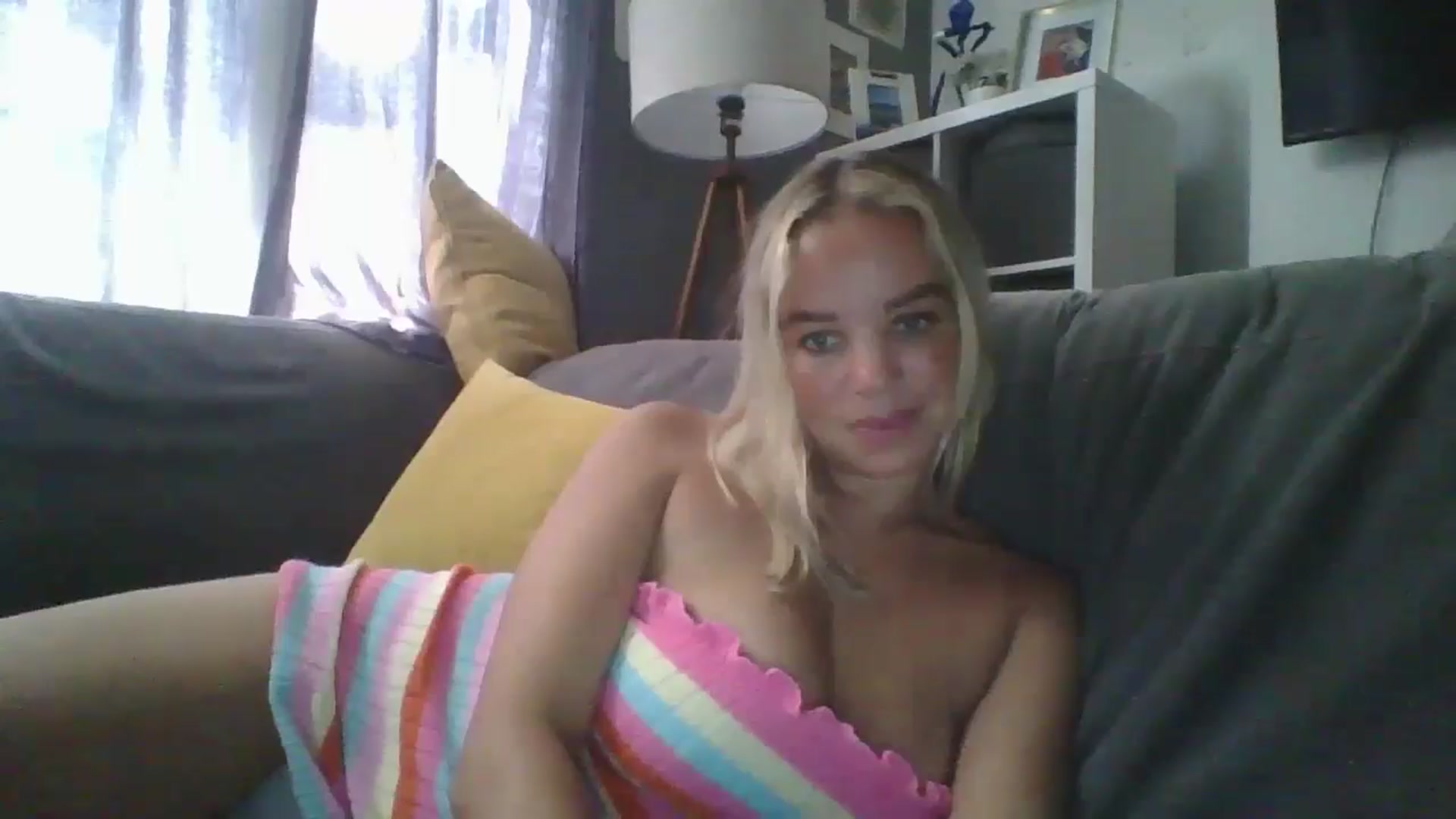 Gallery image thumbnail from TILLY2021's myfreecams stream on, 08/09/2024, 13:16 image 9 of 20
