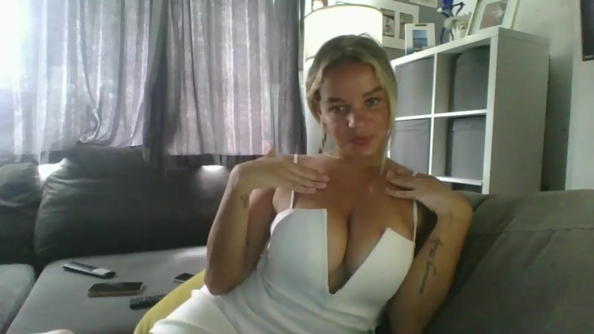 Gallery image thumbnail from TILLY2021's myfreecams stream on, 08/10/2024, 13:51 image 11 of 20