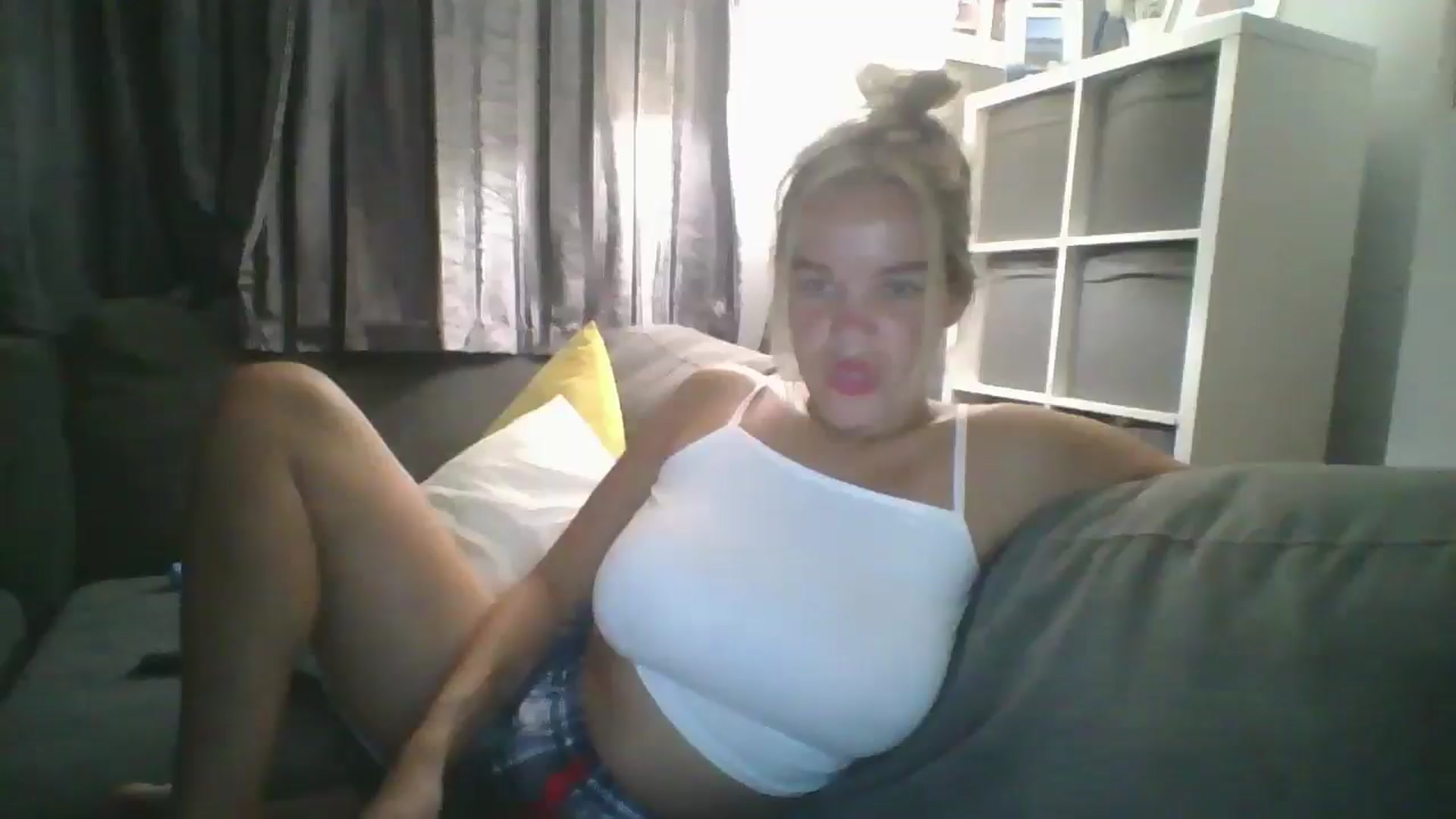 Gallery image thumbnail from TILLY2021's myfreecams stream on, 08/13/2024, 22:15 image 8 of 20