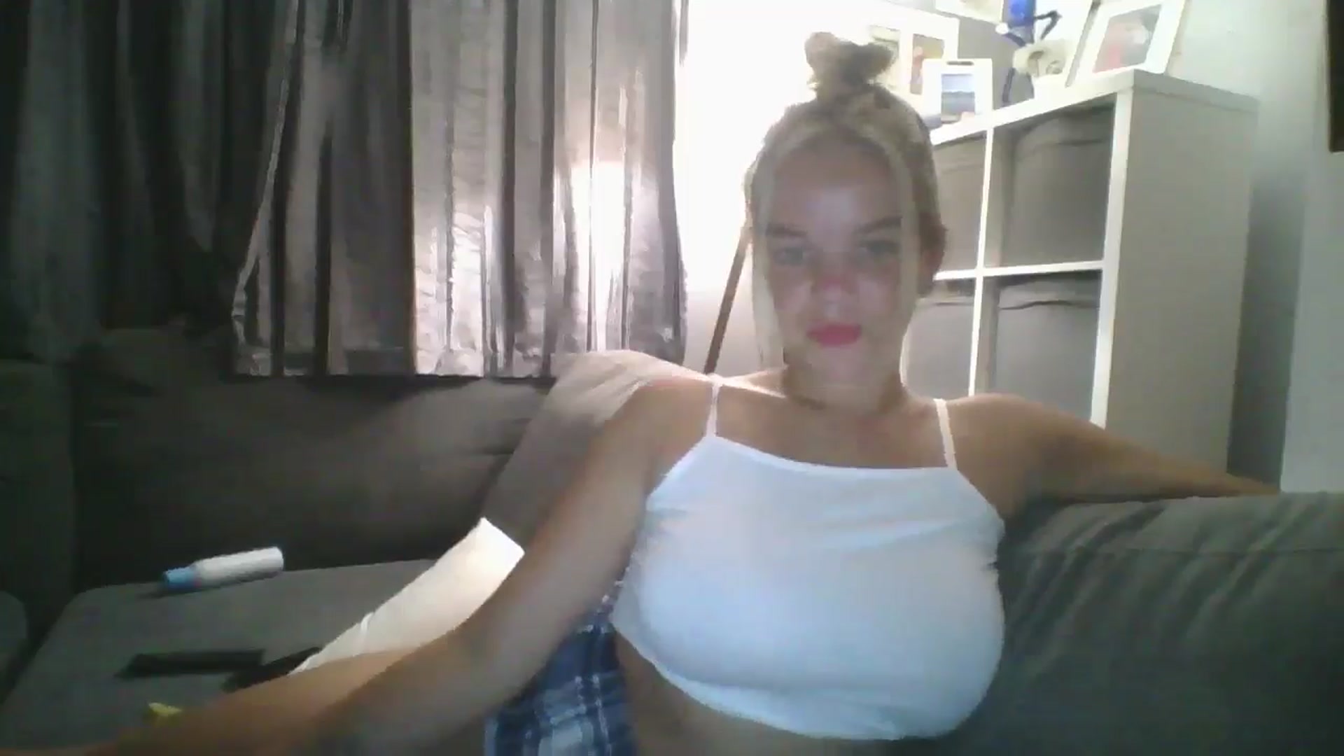 Gallery image thumbnail from TILLY2021's myfreecams stream on, 08/13/2024, 22:15 image 4 of 20