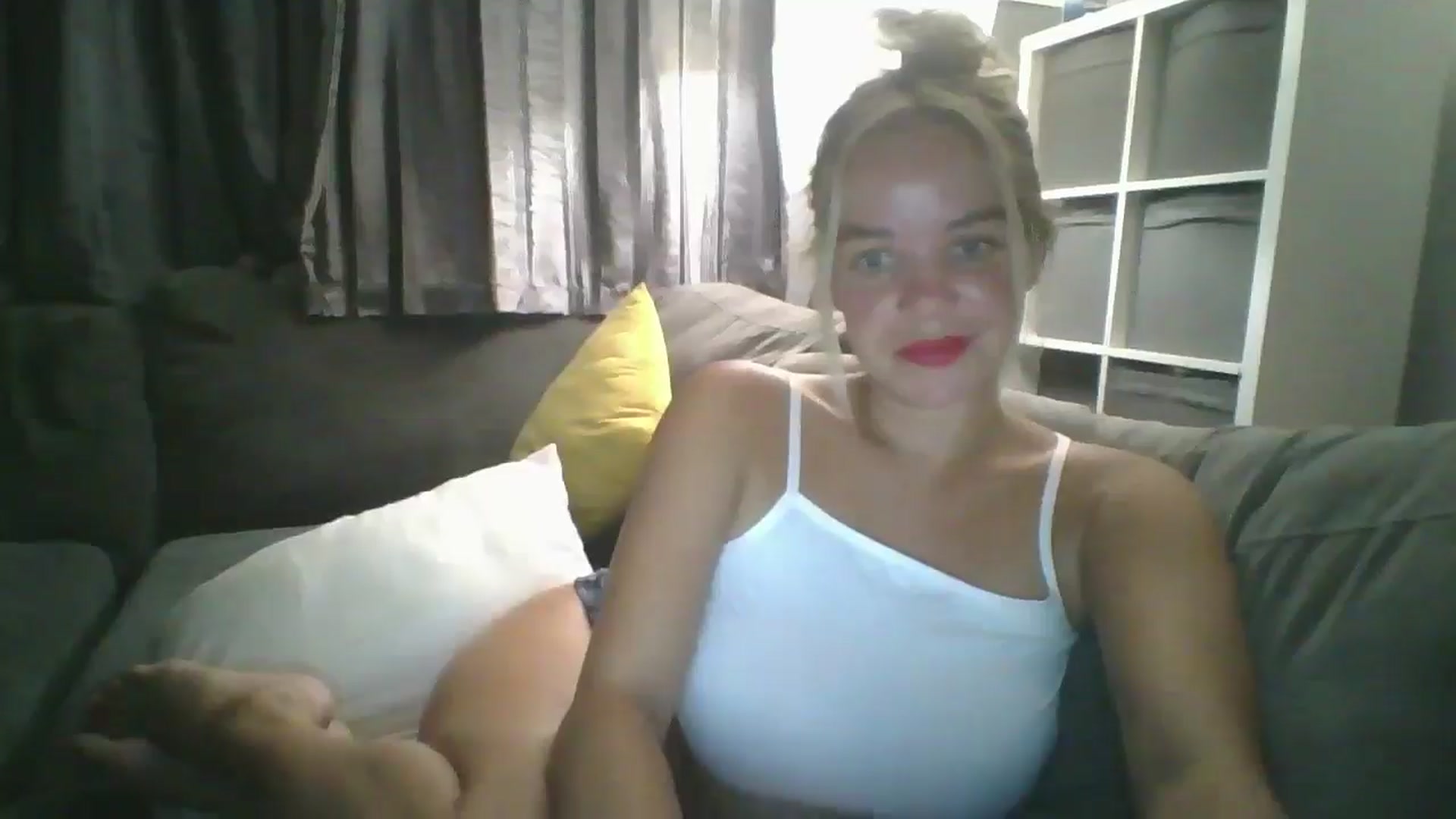 Gallery image thumbnail from TILLY2021's myfreecams stream on, 08/13/2024, 23:00 image 8 of 20